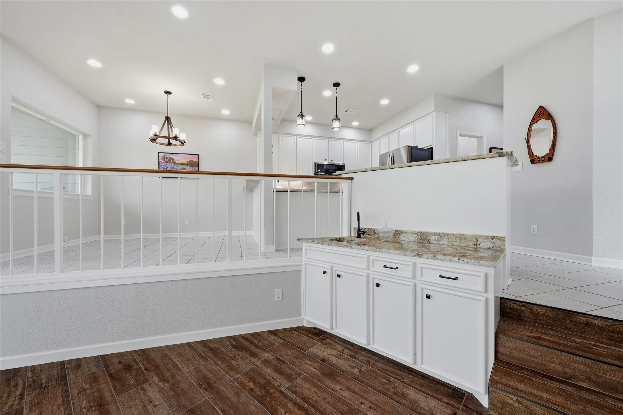 Single Family Residence For Sale in Grayson County , 125 Greenway Bend, Pottsboro, Texas 75076, 3 Bedroom, 4 Bathroom, 2 Garage spaces, 2,554 Sqft, built in 1986, mls#21272408, Real Estate Agent in Pottsboro, Homes For Sale in Grayson county, Homes For Sale in Pottsboro, Realtor in Pottsboro Texas, Real Estate Brokerage Independent Realty Texas, Luminita Cordes Realtor