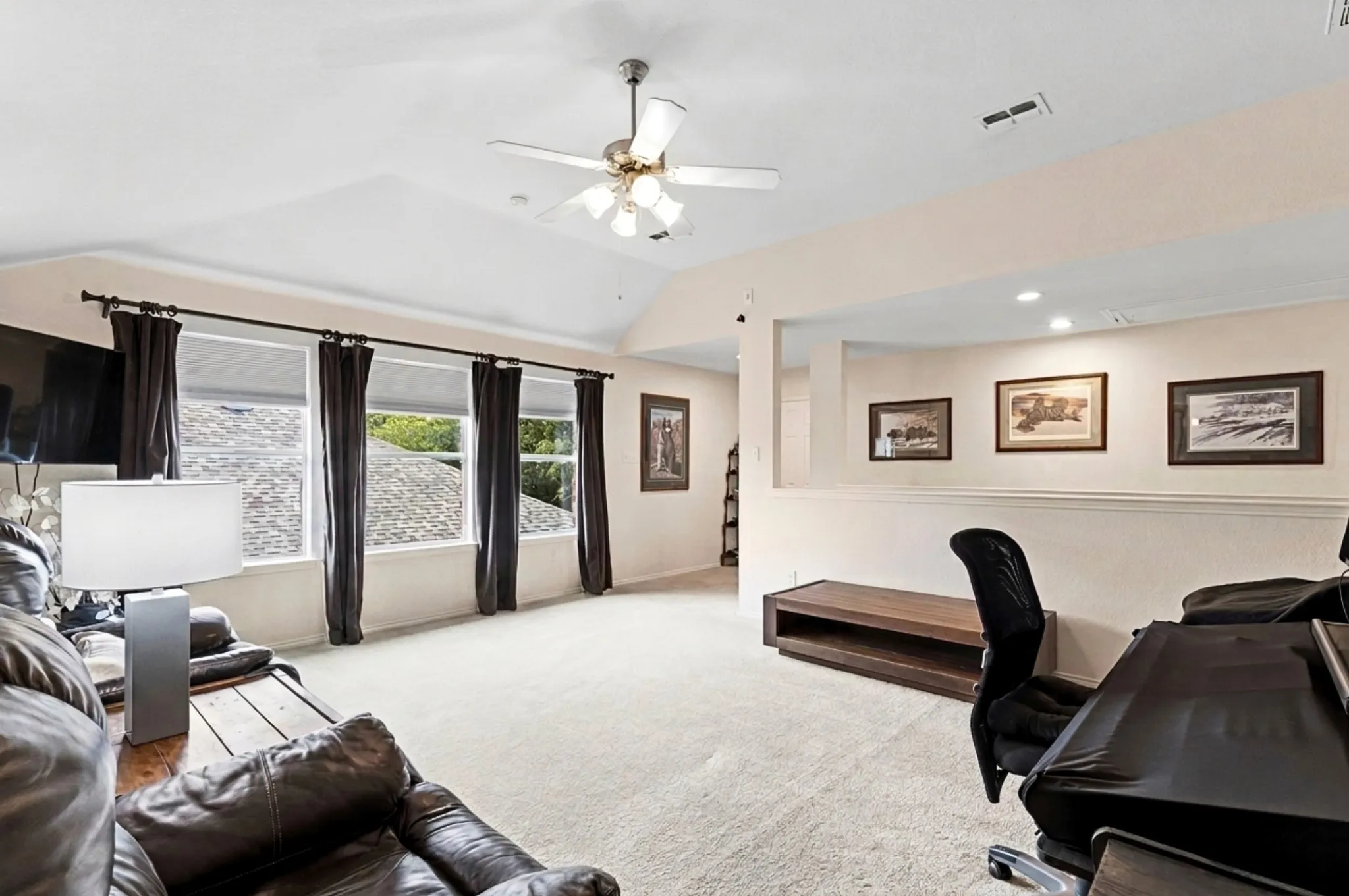 Single Family Residence For Sale in Collin County , 3609 Redwood Circle, Melissa, Texas 75454, 4 Bedrooms, 3 Bathrooms, 2 Garage spaces, 2,673 Sqft, built in 2006, Price $436,449, mls#21278399, Real Estate Agent in Melissa, Homes For Sale in Collin county, Homes For Sale in Melissa, Realtor in Melissa Texas, Real Estate Brokerage Independent Realty Texas, Luminita Cordes Realtor
