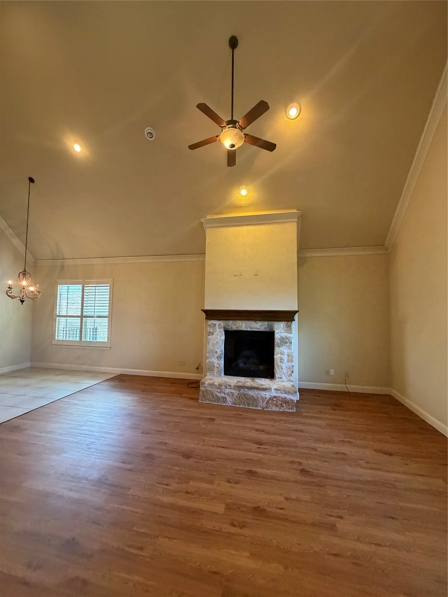 Single Family Residence For Rent in Rockwall County , 809 S Alamo Road, Rockwall, Texas 75087, 3 Bedroom, 3 Bathroom, 2 Garage spaces, 2,045 Sqft, built in 2007, mls#21278920, Real Estate Agent in Rockwall, Homes For Rent in Rockwall county, Homes For Rent in Rockwall, Realtor in Rockwall Texas, Real Estate Brokerage Independent Realty Texas, Luminita Cordes Realtor