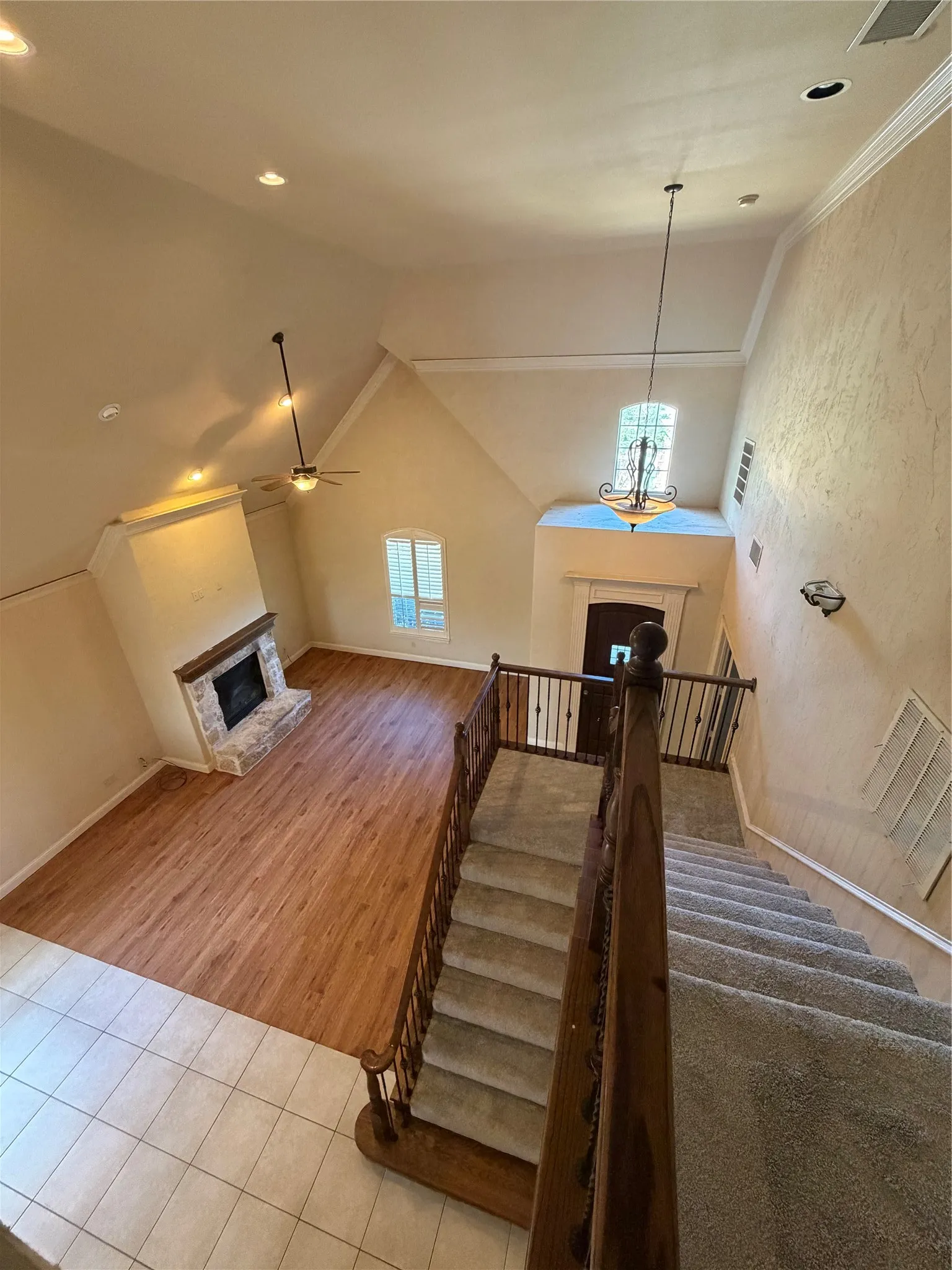 Single Family Residence For Rent in Rockwall County , 809 S Alamo Road, Rockwall, Texas 75087, 3 Bedroom, 3 Bathroom, 2 Garage spaces, 2,045 Sqft, built in 2007, mls#21278920, Real Estate Agent in Rockwall, Homes For Rent in Rockwall county, Homes For Rent in Rockwall, Realtor in Rockwall Texas, Real Estate Brokerage Independent Realty Texas, Luminita Cordes Realtor