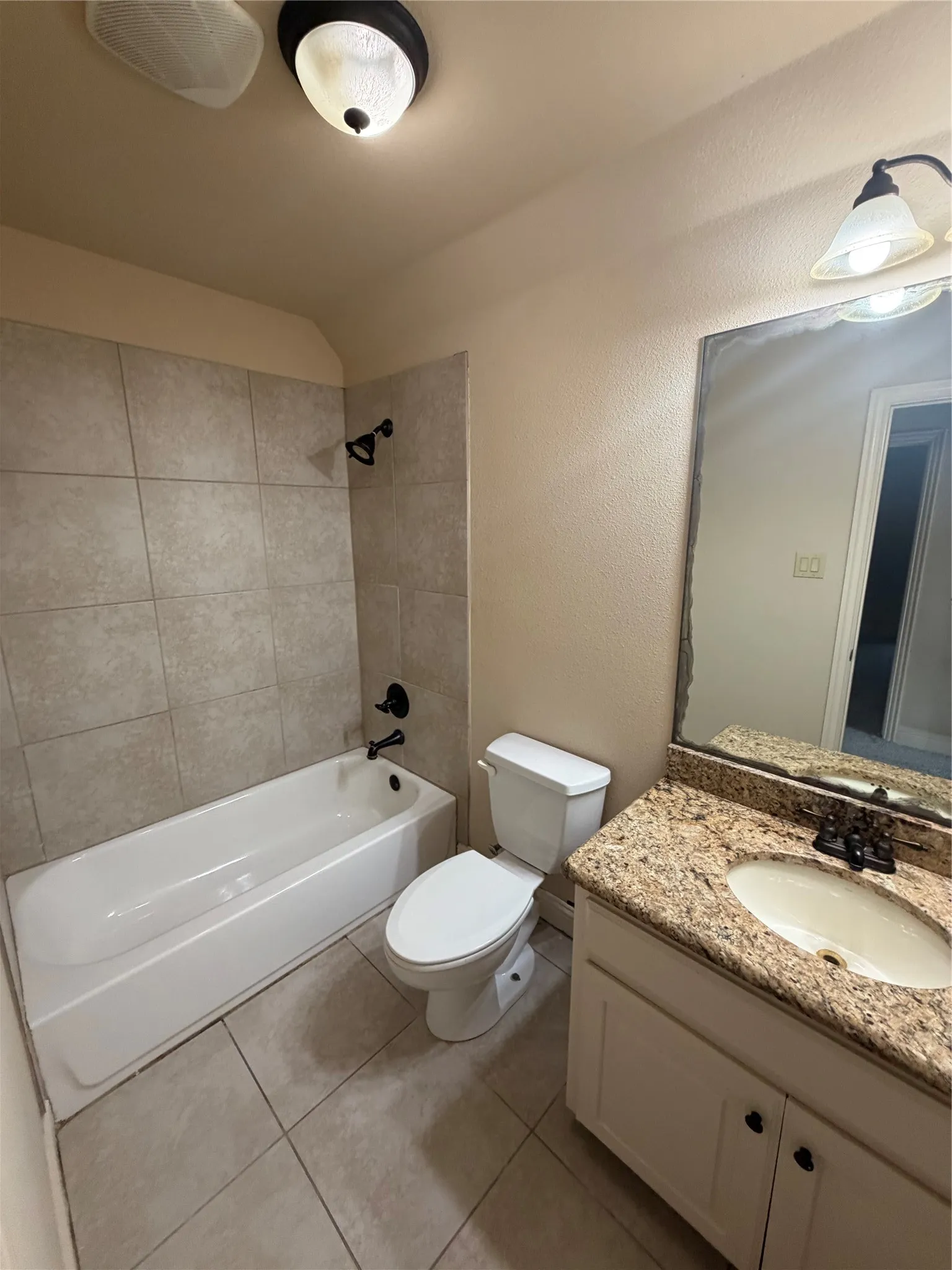 Single Family Residence For Rent in Rockwall County , 809 S Alamo Road, Rockwall, Texas 75087, 3 Bedroom, 3 Bathroom, 2 Garage spaces, 2,045 Sqft, built in 2007, mls#21278920, Real Estate Agent in Rockwall, Homes For Rent in Rockwall county, Homes For Rent in Rockwall, Realtor in Rockwall Texas, Real Estate Brokerage Independent Realty Texas, Luminita Cordes Realtor