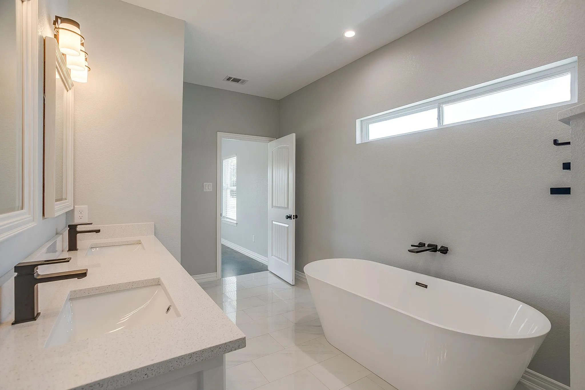 Single Family Residence For Sale in Johnson County , 13901 County Road 102, Grandview, Texas 76050, 3 Bedroom, 2 Bathroom, Garage spaces, 2,266 Sqft, built in 2023, mls#21278231, Real Estate Agent in Grandview, Homes For Sale in Johnson county, Homes For Sale in Grandview, Realtor in Grandview Texas, Real Estate Brokerage Independent Realty Texas, Luminita Cordes Realtor