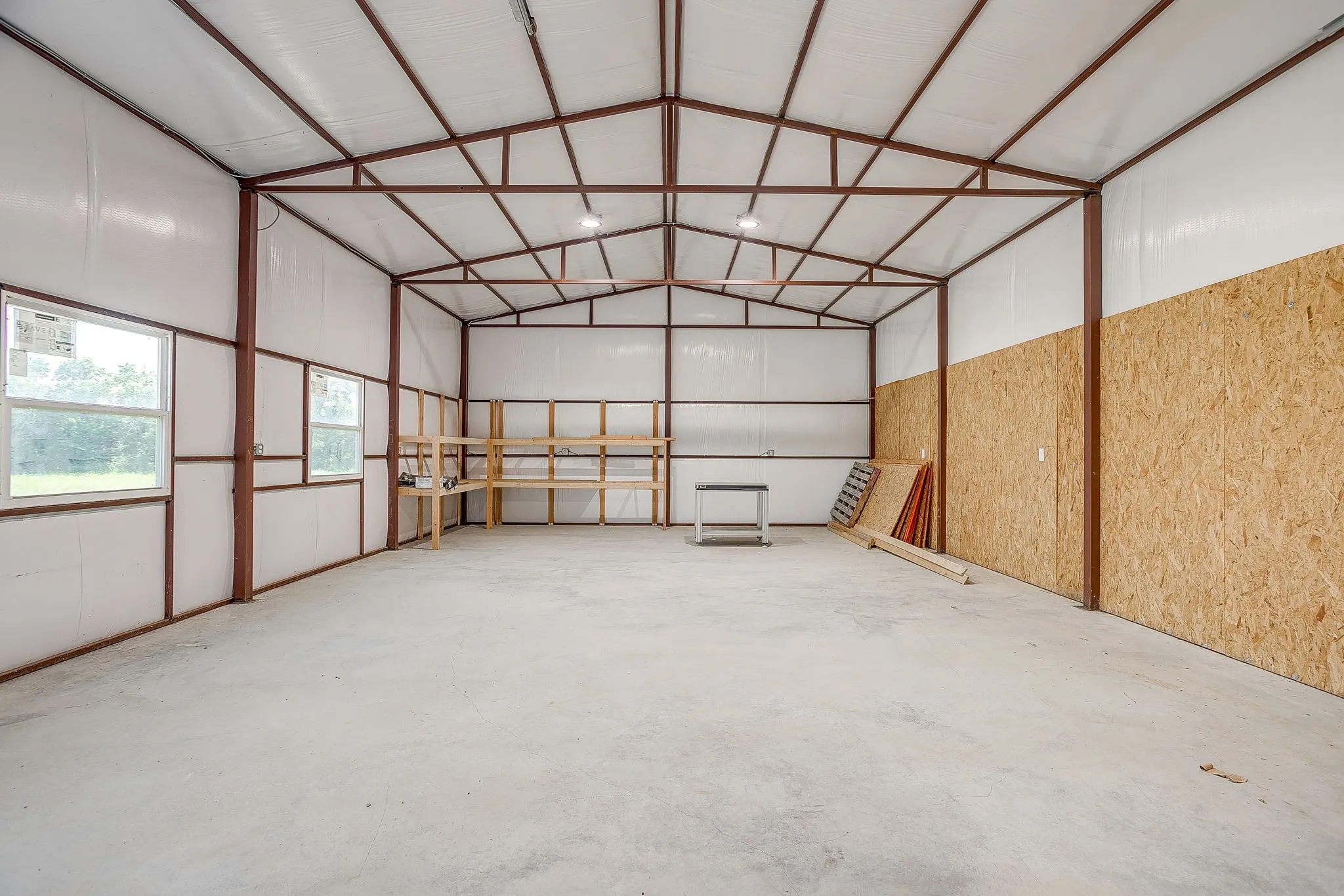 Single Family Residence For Sale in Johnson County , 13901 County Road 102, Grandview, Texas 76050, 3 Bedroom, 2 Bathroom, Garage spaces, 2,266 Sqft, built in 2023, mls#21278231, Real Estate Agent in Grandview, Homes For Sale in Johnson county, Homes For Sale in Grandview, Realtor in Grandview Texas, Real Estate Brokerage Independent Realty Texas, Luminita Cordes Realtor