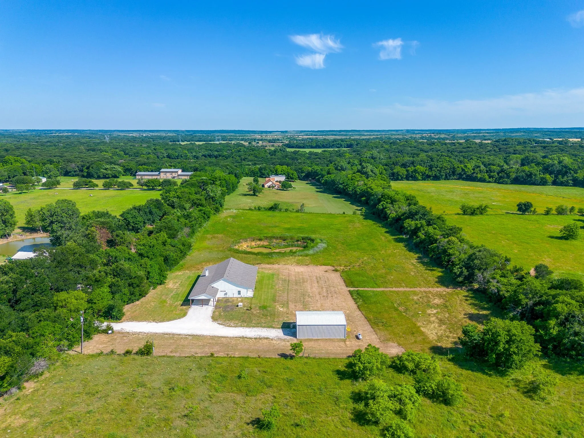 Single Family Residence For Sale in Johnson County , 13901 County Road 102, Grandview, Texas 76050, 3 Bedroom, 2 Bathroom, Garage spaces, 2,266 Sqft, built in 2023, mls#21278231, Real Estate Agent in Grandview, Homes For Sale in Johnson county, Homes For Sale in Grandview, Realtor in Grandview Texas, Real Estate Brokerage Independent Realty Texas, Luminita Cordes Realtor