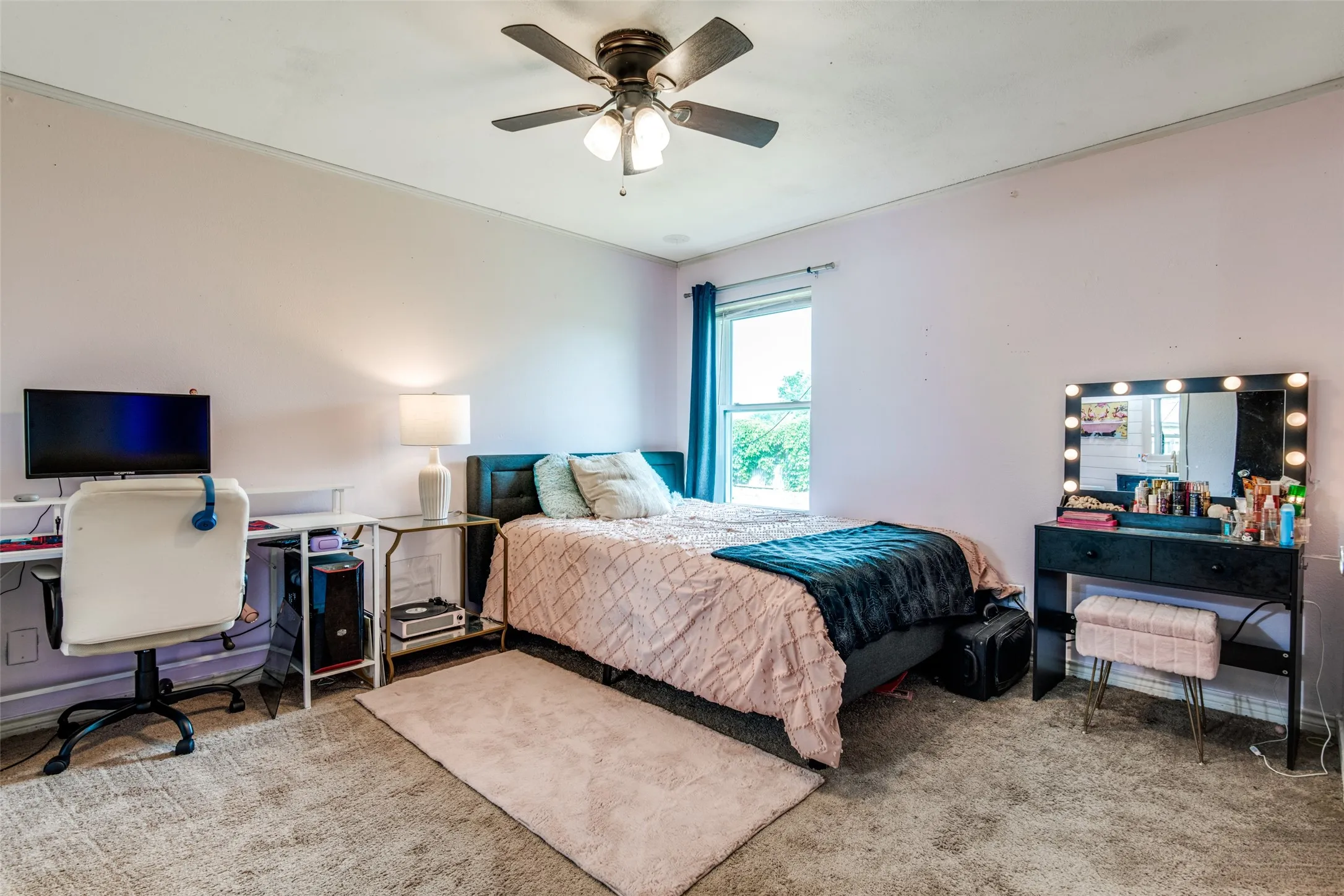Single Family Residence For Sale in Van Zandt County , 18919 State Highway 64, Canton, Texas 75103, 4 Bedroom, 5 Bathroom, Garage spaces, 4,216 Sqft, built in 1990, mls#21276048, Real Estate Agent in Canton, Homes For Sale in Van Zandt county, Homes For Sale in Canton, Realtor in Canton Texas, Real Estate Brokerage Independent Realty Texas, Luminita Cordes Realtor