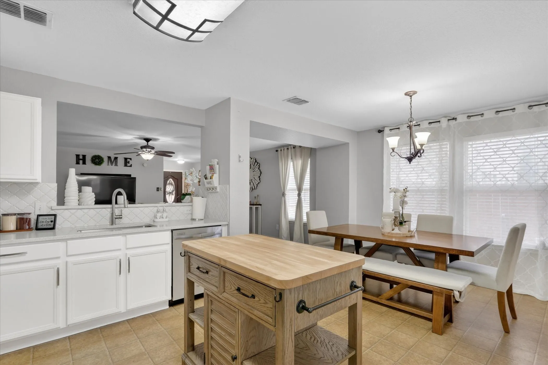 Single Family Residence For Sale in Dallas County , 2019 Limestone Drive, Grand Prairie, Texas 75052, 4 Bedroom, 2 Bathroom, 1 Garage spaces, 1,922 Sqft, built in 2006, Price $368,000, mls#21278929, Real Estate Agent in Grand Prairie, Homes For Sale in Dallas county, Homes For Sale in Grand Prairie, Realtor in Grand Prairie Texas, Real Estate Brokerage Independent Realty Texas, Luminita Cordes Realtor