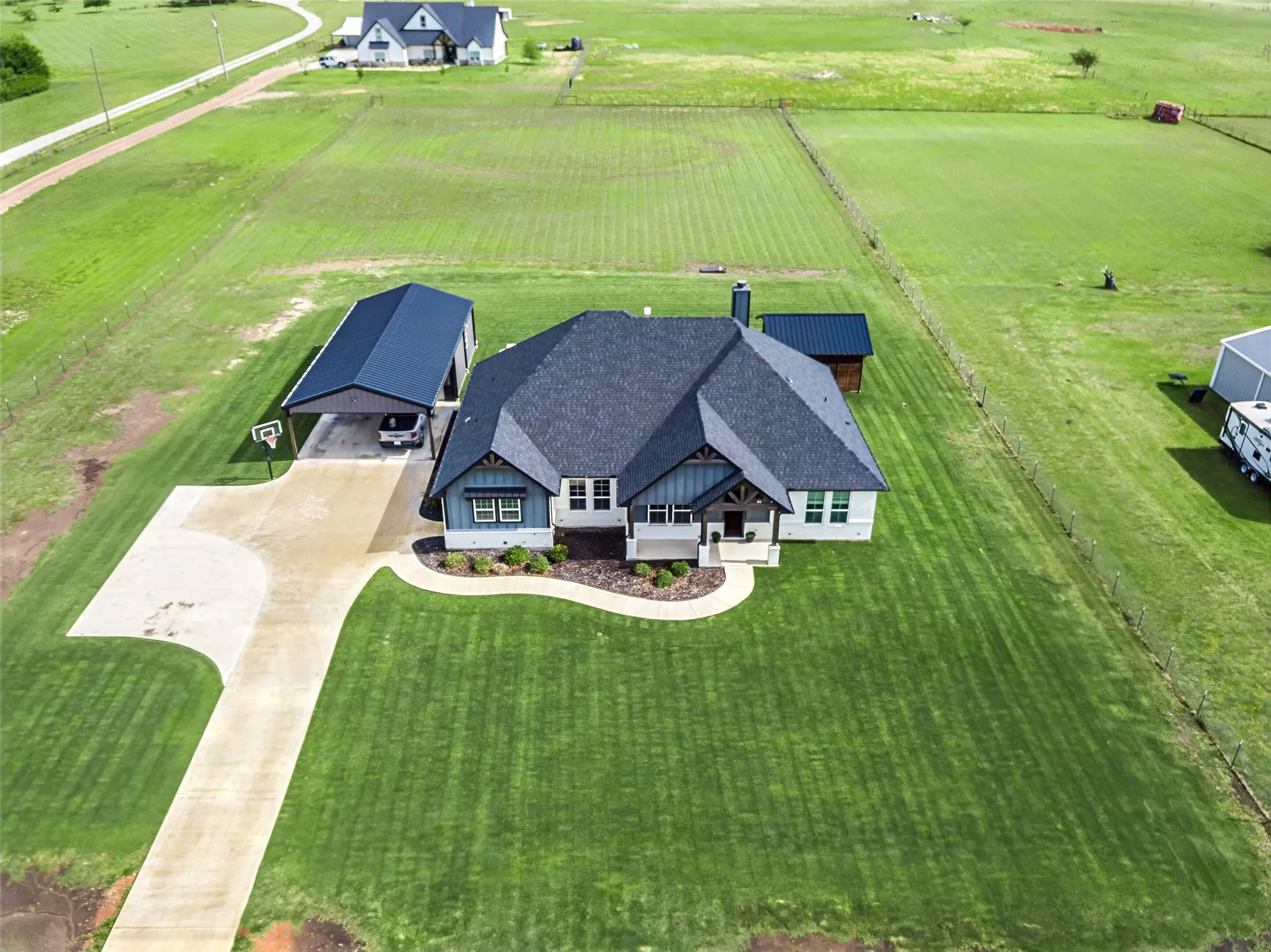 Single Family Residence For Sale in Wise County , 2433 Old Denton Highway, Decatur, Texas 76234, 4 Bedroom, 3 Bathroom, Garage spaces, 2,603 Sqft, built in 2021, mls#21278919, Real Estate Agent in Decatur, Homes For Sale in Wise county, Homes For Sale in Decatur, Realtor in Decatur Texas, Real Estate Brokerage Independent Realty Texas, Luminita Cordes Realtor