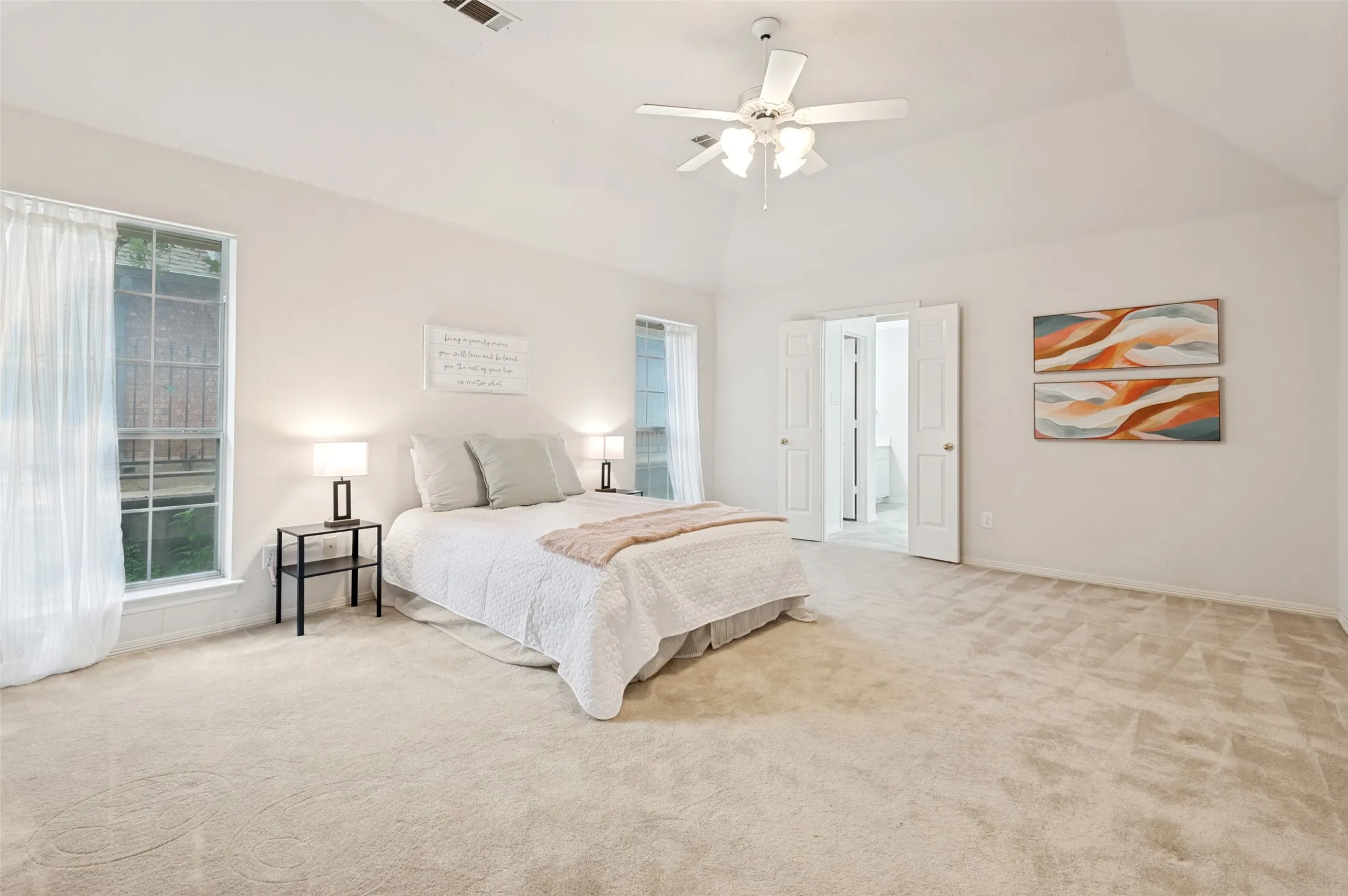 Single Family Residence For Sale in Tarrant County , 2708 Steeplechase Court, Hurst, Texas 76054, 3 Bedroom, 3 Bathroom, 2 Garage spaces, 2,973 Sqft, built in 1993, mls#21273692, Real Estate Agent in Hurst, Homes For Sale in Tarrant county, Homes For Sale in Hurst, Realtor in Hurst Texas, Real Estate Brokerage Independent Realty Texas, Luminita Cordes Realtor