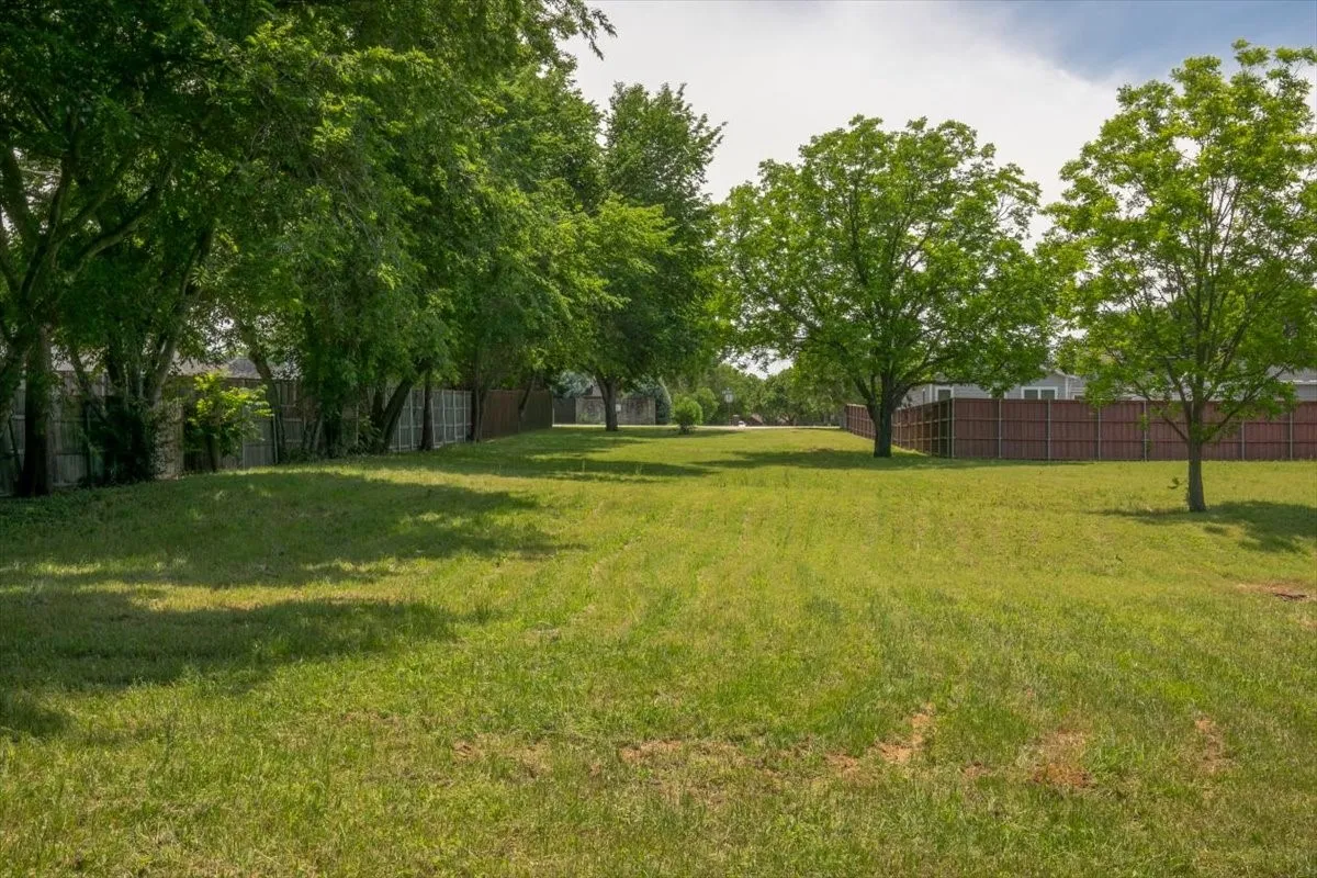 Unimproved Land For Sale in Tarrant County , 1000 Hughes Road, Grapevine, Texas 76051, 0, 0, Garage spaces, 0 Sqft, built in 0, Price $700,000, mls#21278380, Real Estate Agent in Grapevine, Homes For Sale in Tarrant county, Homes For Sale in Grapevine, Realtor in Grapevine Texas, Real Estate Brokerage Independent Realty Texas, Luminita Cordes Realtor