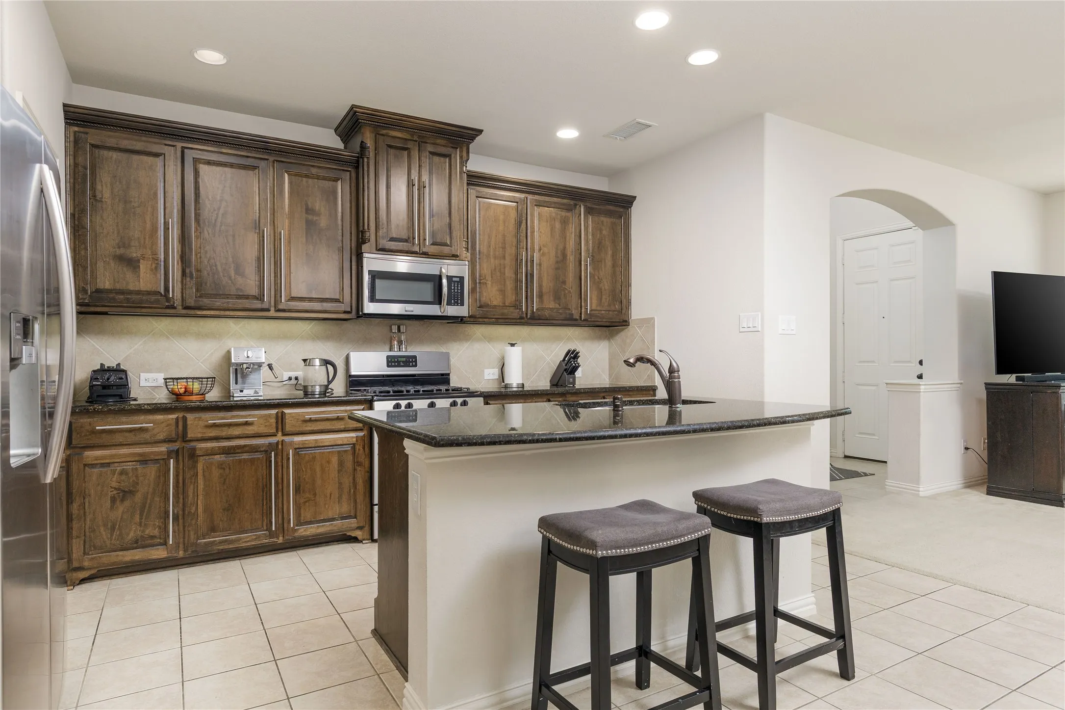 Townhouse For Sale in Dallas County , 632 S Greenville Avenue, Richardson, Texas 75081, 3 Bedroom, 3 Bathroom, 2 Garage spaces, 1,956 Sqft, built in 2012, mls#21277393, Real Estate Agent in Richardson, Homes For Sale in Dallas county, Homes For Sale in Richardson, Realtor in Richardson Texas, Real Estate Brokerage Independent Realty Texas, Luminita Cordes Realtor