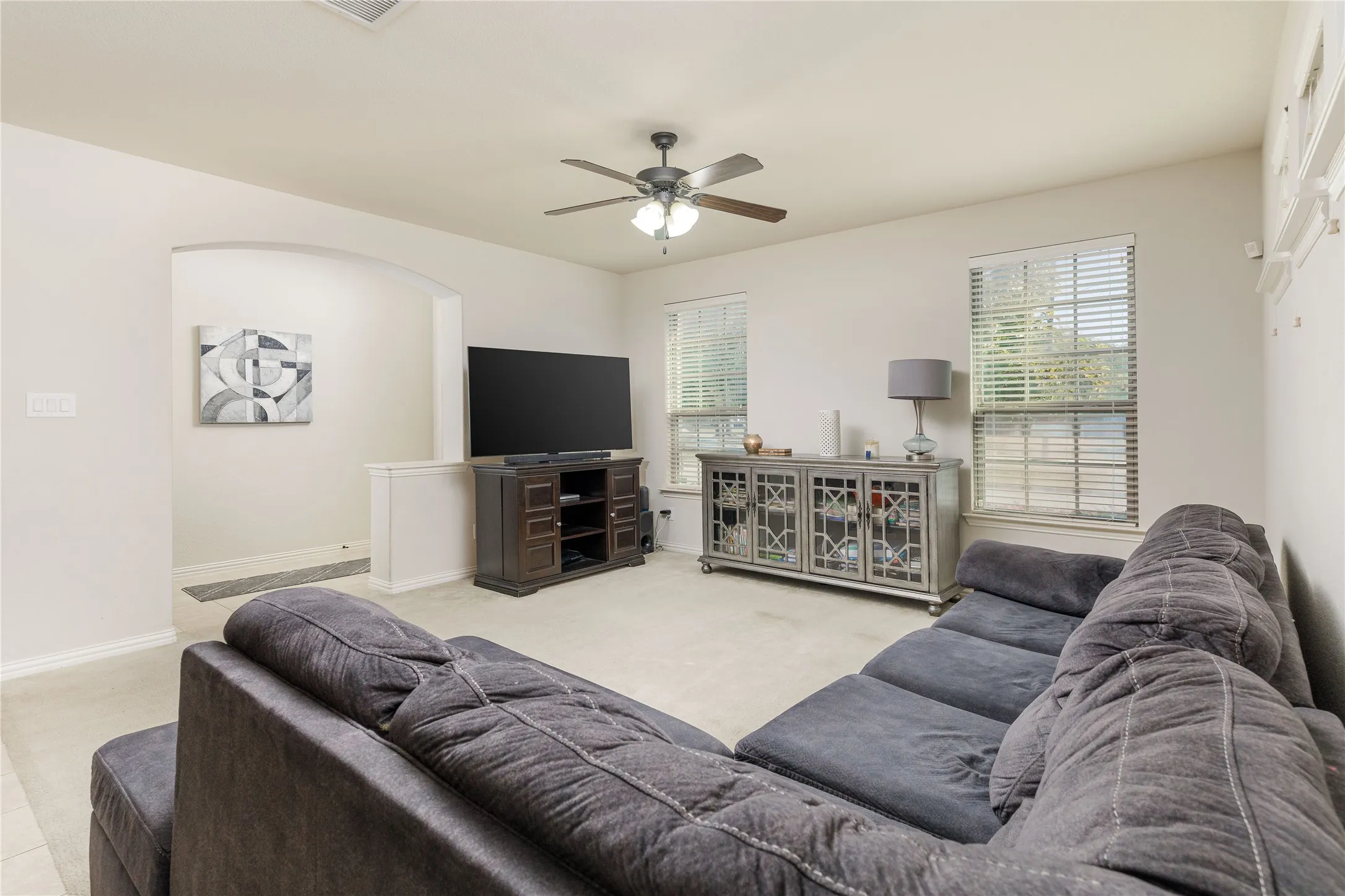 Townhouse For Sale in Dallas County , 632 S Greenville Avenue, Richardson, Texas 75081, 3 Bedroom, 3 Bathroom, 2 Garage spaces, 1,956 Sqft, built in 2012, mls#21277393, Real Estate Agent in Richardson, Homes For Sale in Dallas county, Homes For Sale in Richardson, Realtor in Richardson Texas, Real Estate Brokerage Independent Realty Texas, Luminita Cordes Realtor