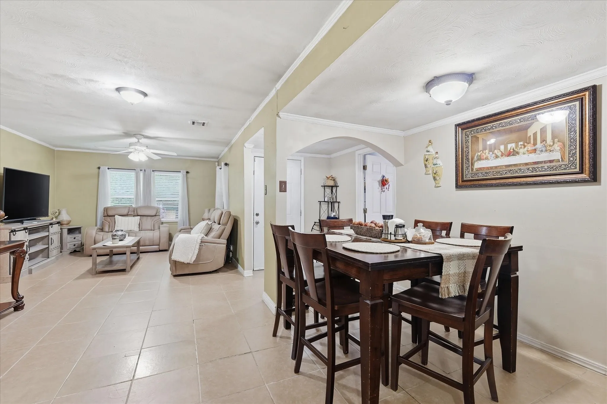 Single Family Residence For Sale in Dallas County , 2800 Brockbank Drive, Irving, Texas 75062, 4 Bedrooms, 2 Bathrooms, 1 Garage spaces, 1,398 Sqft, built in 1956, Price $285,000, mls#21274297, Real Estate Agent in Irving, Homes For Sale in Dallas county, Homes For Sale in Irving, Realtor in Irving Texas, Real Estate Brokerage Independent Realty Texas, Luminita Cordes Realtor