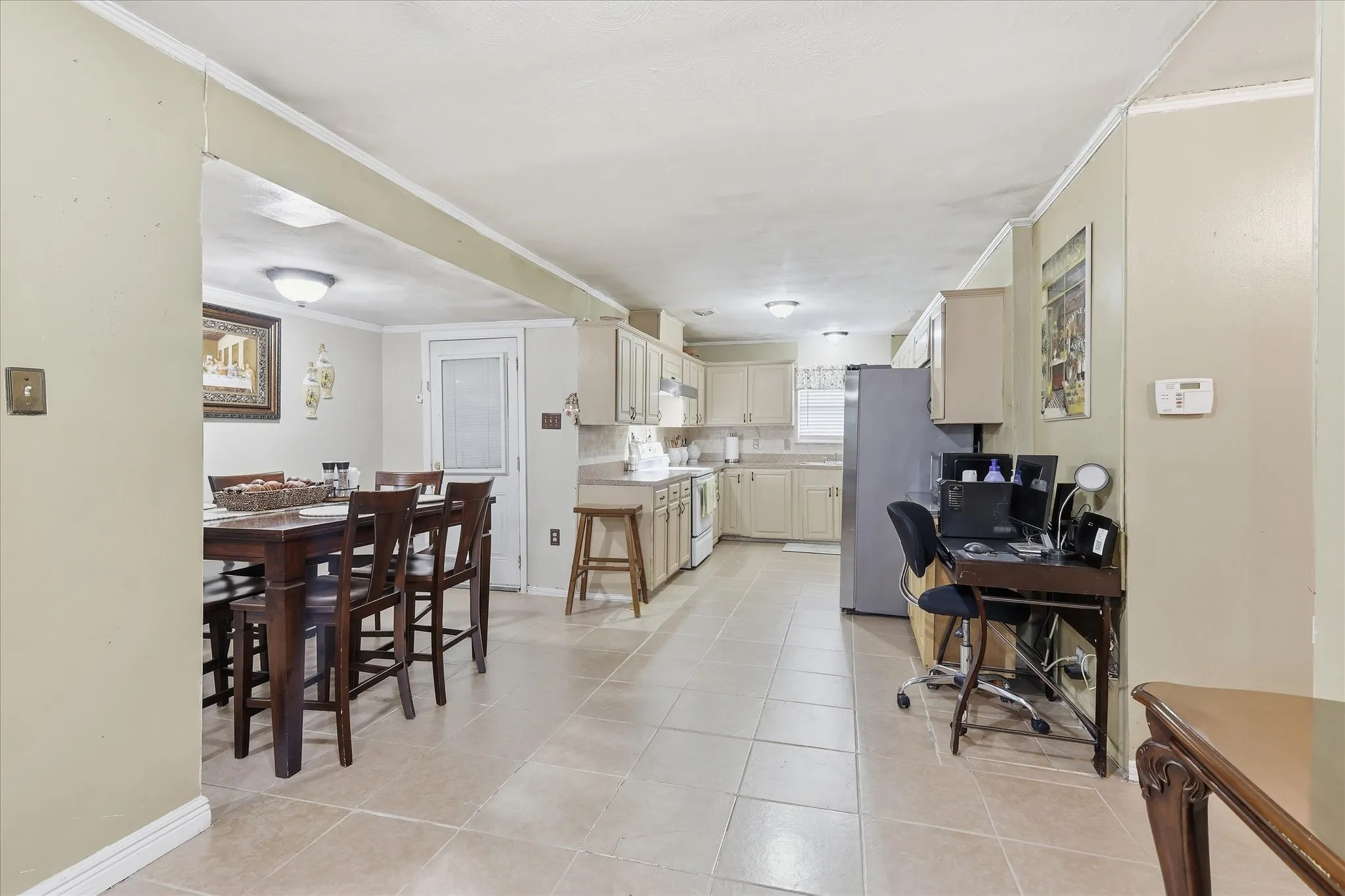 Single Family Residence For Sale in Dallas County , 2800 Brockbank Drive, Irving, Texas 75062, 4 Bedrooms, 2 Bathrooms, 1 Garage spaces, 1,398 Sqft, built in 1956, Price $285,000, mls#21274297, Real Estate Agent in Irving, Homes For Sale in Dallas county, Homes For Sale in Irving, Realtor in Irving Texas, Real Estate Brokerage Independent Realty Texas, Luminita Cordes Realtor