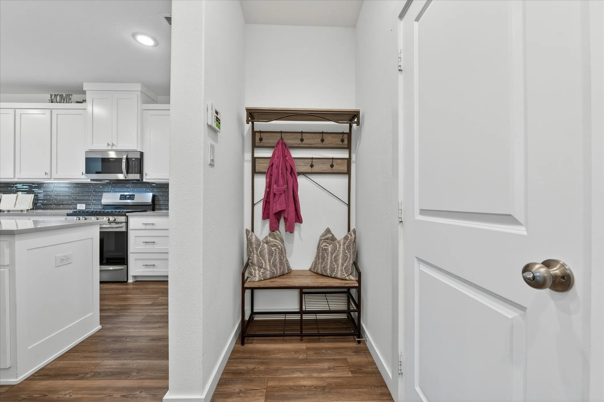 Townhouse For Sale in Denton County , 685 Watersedge Court, Lewisville, Texas 75067, 2 Bedroom, 3 Bathroom, 2 Garage spaces, 1,799 Sqft, built in 2021, Price $420,000, mls#21257167, Real Estate Agent in Lewisville, Homes For Sale in Denton county, Homes For Sale in Lewisville, Realtor in Lewisville Texas, Real Estate Brokerage Independent Realty Texas, Luminita Cordes Realtor