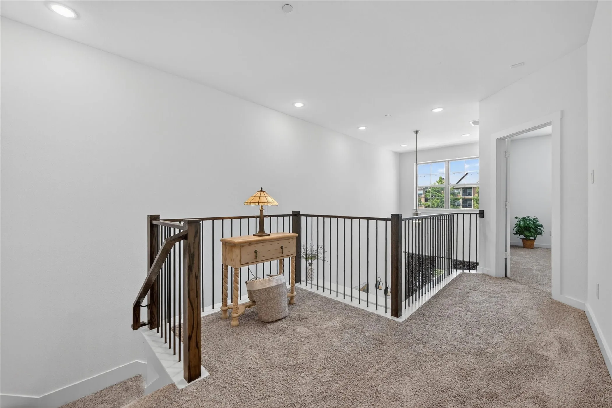 Townhouse For Sale in Denton County , 685 Watersedge Court, Lewisville, Texas 75067, 2 Bedroom, 3 Bathroom, 2 Garage spaces, 1,799 Sqft, built in 2021, Price $420,000, mls#21257167, Real Estate Agent in Lewisville, Homes For Sale in Denton county, Homes For Sale in Lewisville, Realtor in Lewisville Texas, Real Estate Brokerage Independent Realty Texas, Luminita Cordes Realtor