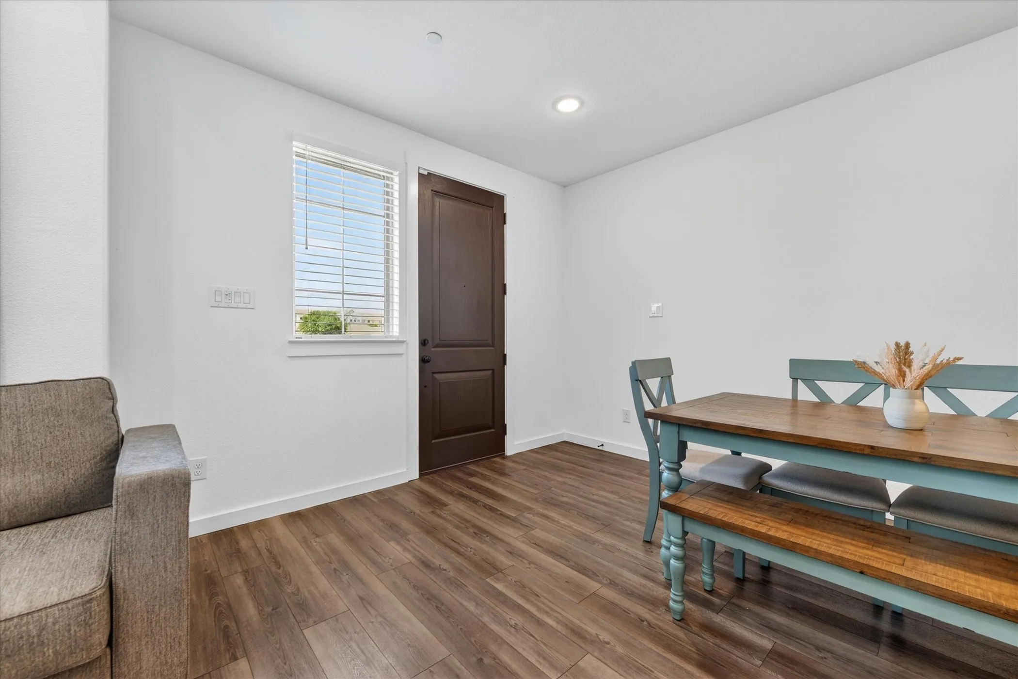 Townhouse For Sale in Denton County , 685 Watersedge Court, Lewisville, Texas 75067, 2 Bedroom, 3 Bathroom, 2 Garage spaces, 1,799 Sqft, built in 2021, Price $420,000, mls#21257167, Real Estate Agent in Lewisville, Homes For Sale in Denton county, Homes For Sale in Lewisville, Realtor in Lewisville Texas, Real Estate Brokerage Independent Realty Texas, Luminita Cordes Realtor