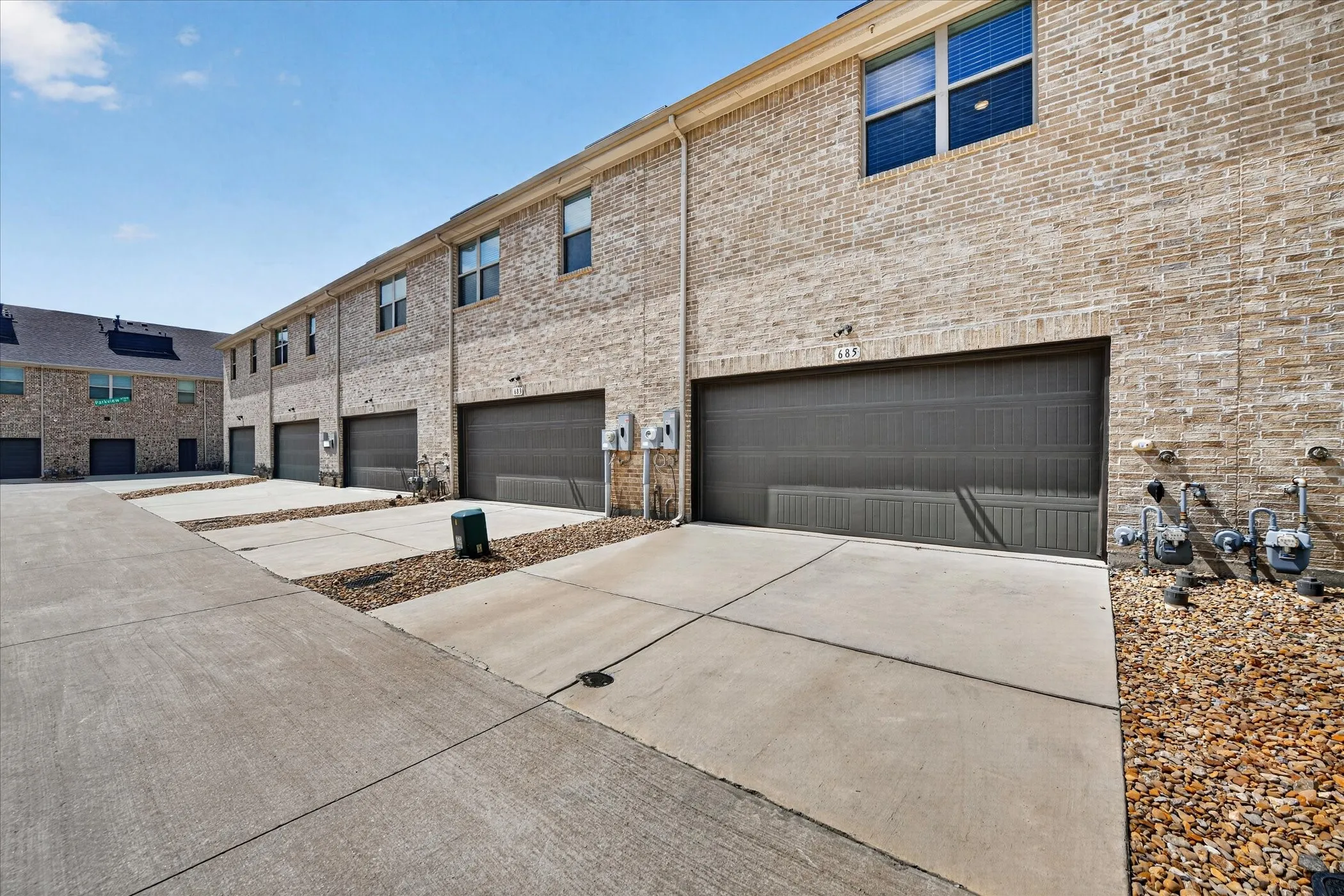 Townhouse For Sale in Denton County , 685 Watersedge Court, Lewisville, Texas 75067, 2 Bedroom, 3 Bathroom, 2 Garage spaces, 1,799 Sqft, built in 2021, Price $420,000, mls#21257167, Real Estate Agent in Lewisville, Homes For Sale in Denton county, Homes For Sale in Lewisville, Realtor in Lewisville Texas, Real Estate Brokerage Independent Realty Texas, Luminita Cordes Realtor