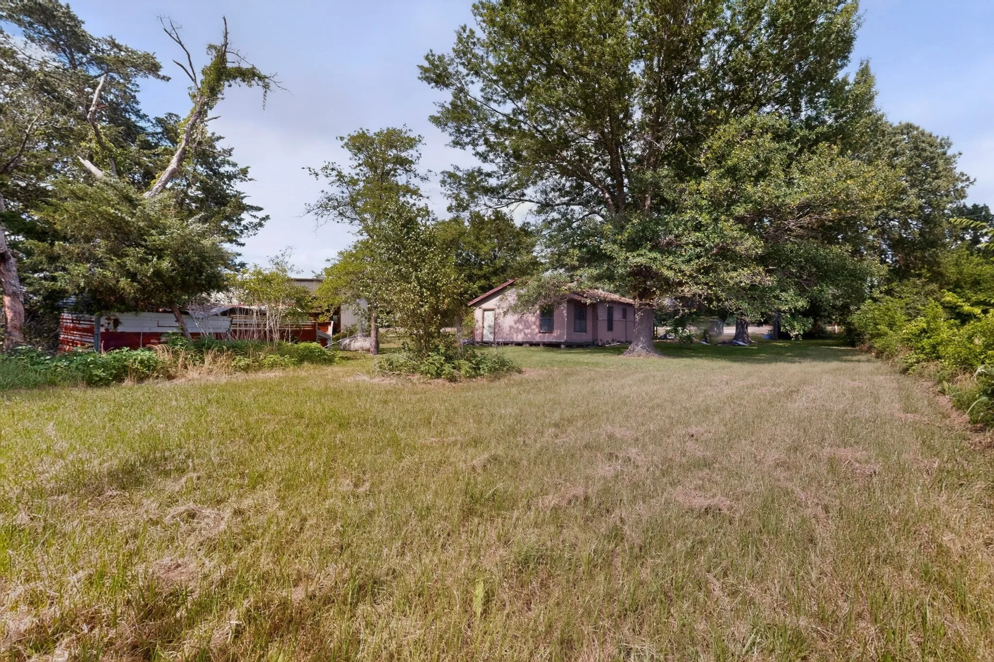 Single Family Residence For Sale in Kaufman County , 10075 Fm 429, Kaufman, Texas 75142, 3 Bedroom, 1 Bathroom, Garage spaces, 1,248 Sqft, built in 1965, mls#21278921, Real Estate Agent in Kaufman, Homes For Sale in Kaufman county, Homes For Sale in Kaufman, Realtor in Kaufman Texas, Real Estate Brokerage Independent Realty Texas, Luminita Cordes Realtor