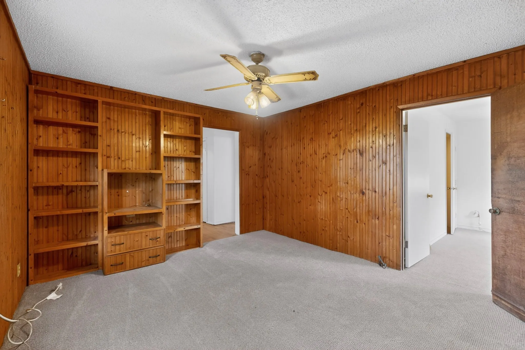 Single Family Residence For Sale in Kaufman County , 10075 Fm 429, Kaufman, Texas 75142, 3 Bedroom, 1 Bathroom, Garage spaces, 1,248 Sqft, built in 1965, mls#21278921, Real Estate Agent in Kaufman, Homes For Sale in Kaufman county, Homes For Sale in Kaufman, Realtor in Kaufman Texas, Real Estate Brokerage Independent Realty Texas, Luminita Cordes Realtor