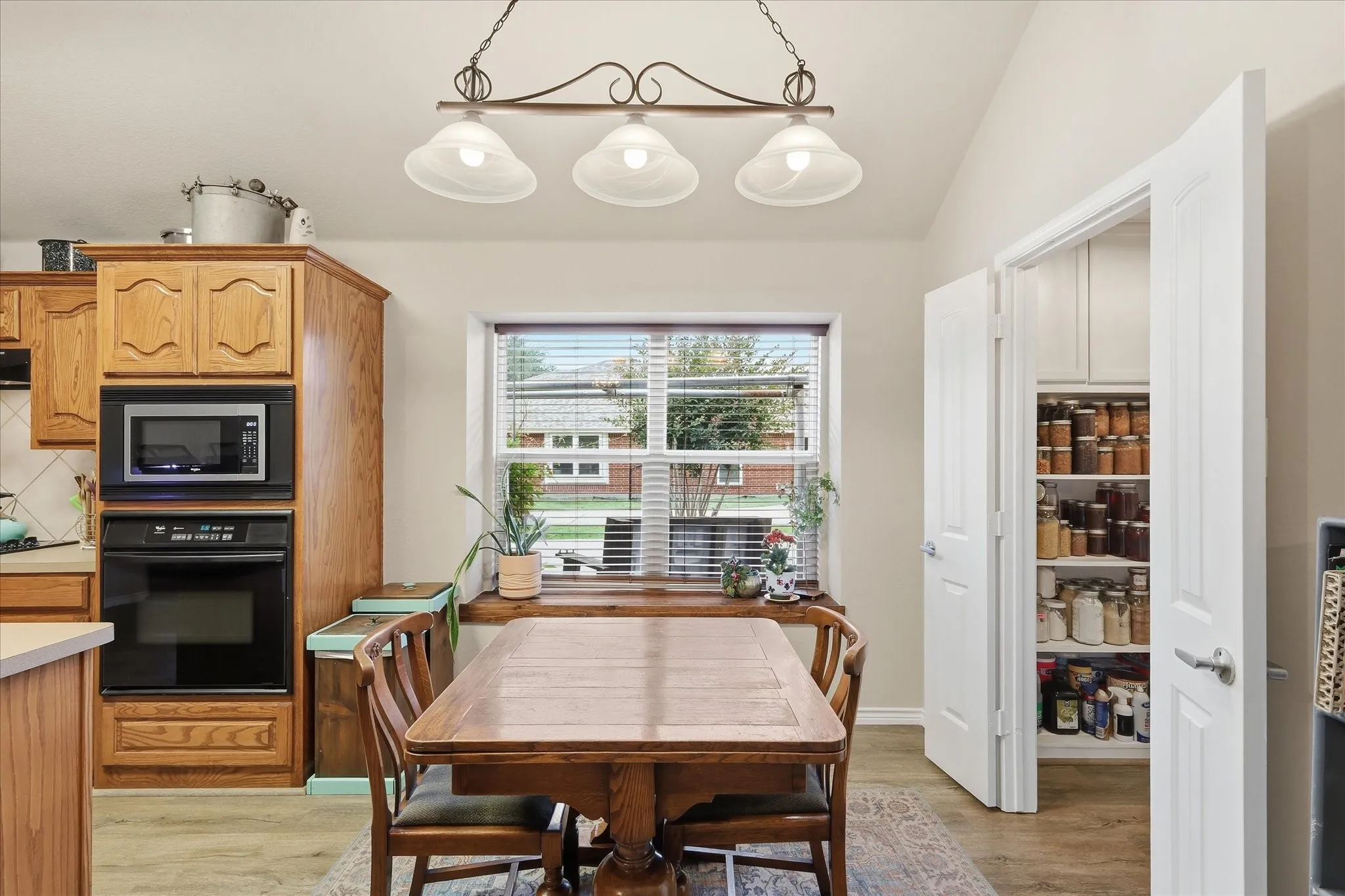 Breakfast nook