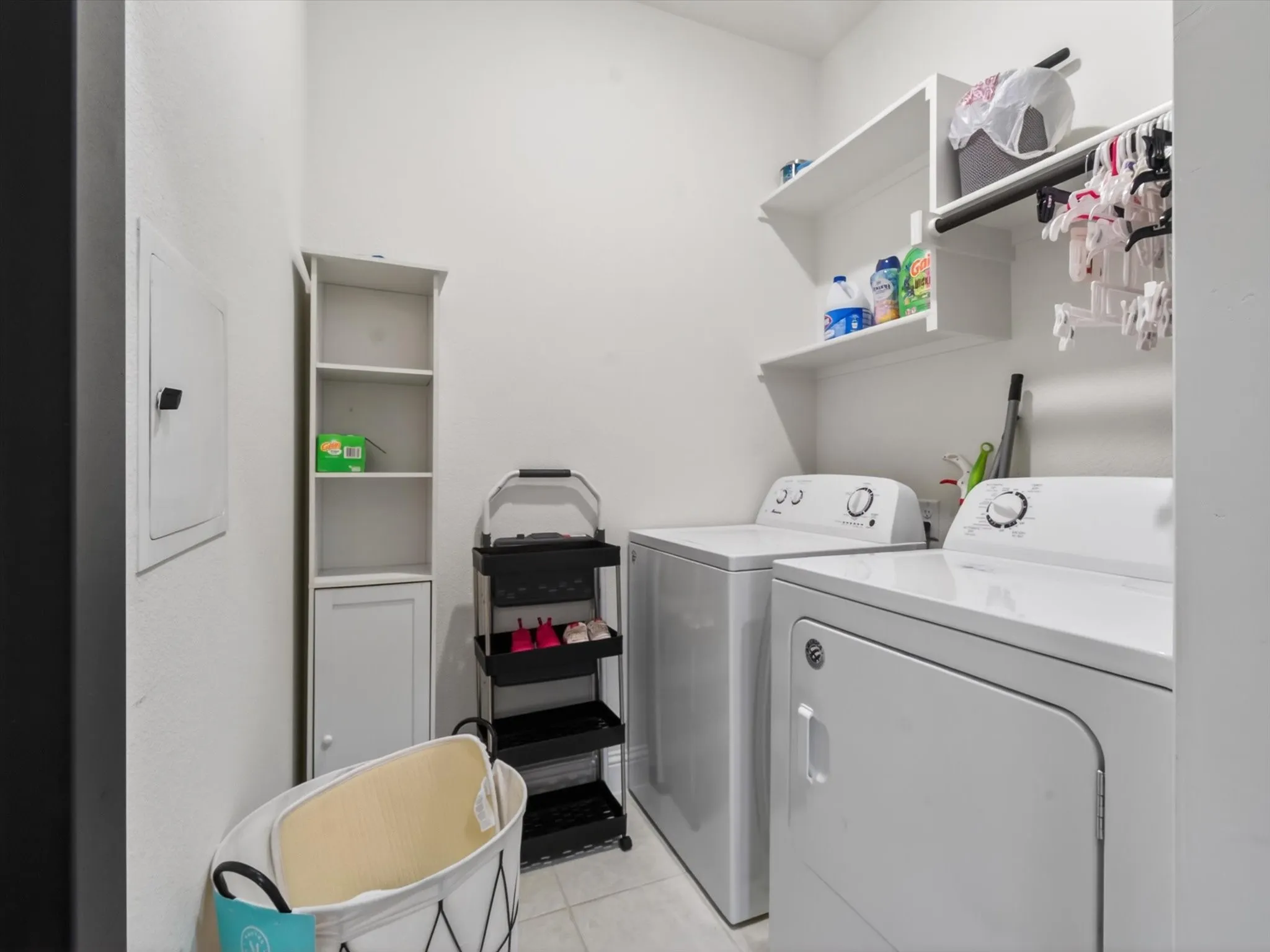 Single Family Residence For Sale in Denton County , 599 Concho Street, Aubrey, Texas 76227, 3 Bedroom, 2 Bathroom, 2 Garage spaces, 1,637 Sqft, built in 2021, mls#21271254, Real Estate Agent in Aubrey, Homes For Sale in Denton county, Homes For Sale in Aubrey, Realtor in Aubrey Texas, Real Estate Brokerage Independent Realty Texas, Luminita Cordes Realtor