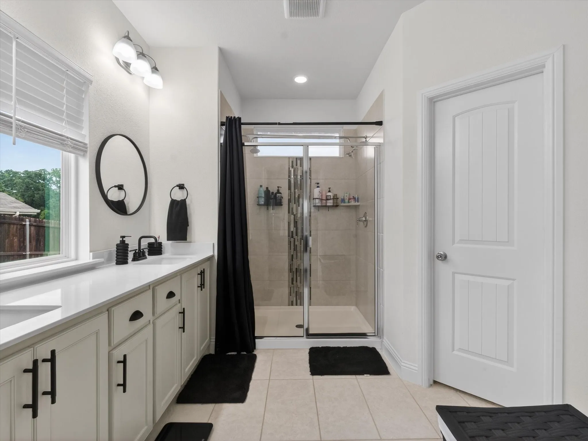 Single Family Residence For Sale in Denton County , 599 Concho Street, Aubrey, Texas 76227, 3 Bedroom, 2 Bathroom, 2 Garage spaces, 1,637 Sqft, built in 2021, mls#21271254, Real Estate Agent in Aubrey, Homes For Sale in Denton county, Homes For Sale in Aubrey, Realtor in Aubrey Texas, Real Estate Brokerage Independent Realty Texas, Luminita Cordes Realtor