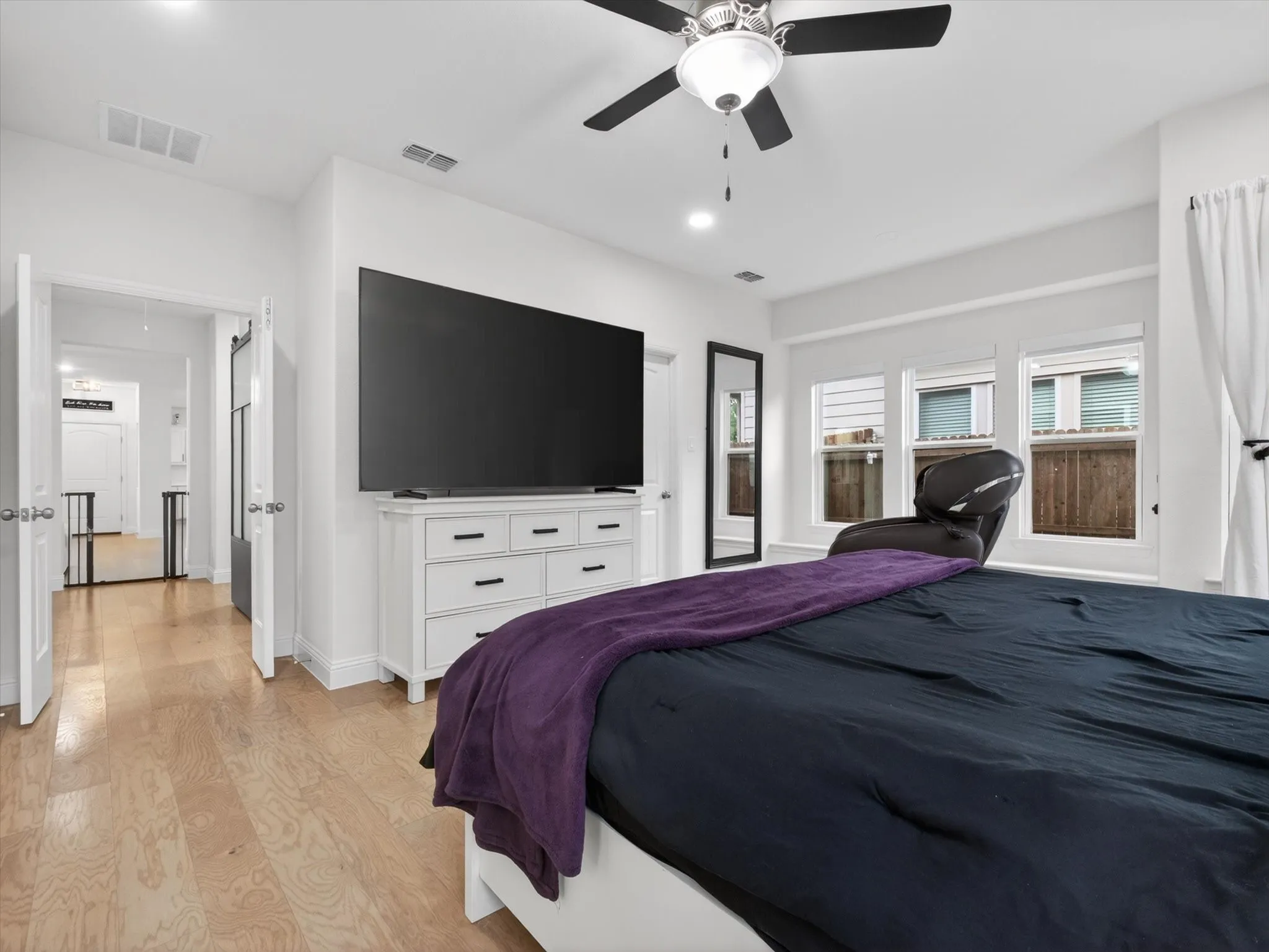 Single Family Residence For Sale in Denton County , 599 Concho Street, Aubrey, Texas 76227, 3 Bedroom, 2 Bathroom, 2 Garage spaces, 1,637 Sqft, built in 2021, mls#21271254, Real Estate Agent in Aubrey, Homes For Sale in Denton county, Homes For Sale in Aubrey, Realtor in Aubrey Texas, Real Estate Brokerage Independent Realty Texas, Luminita Cordes Realtor