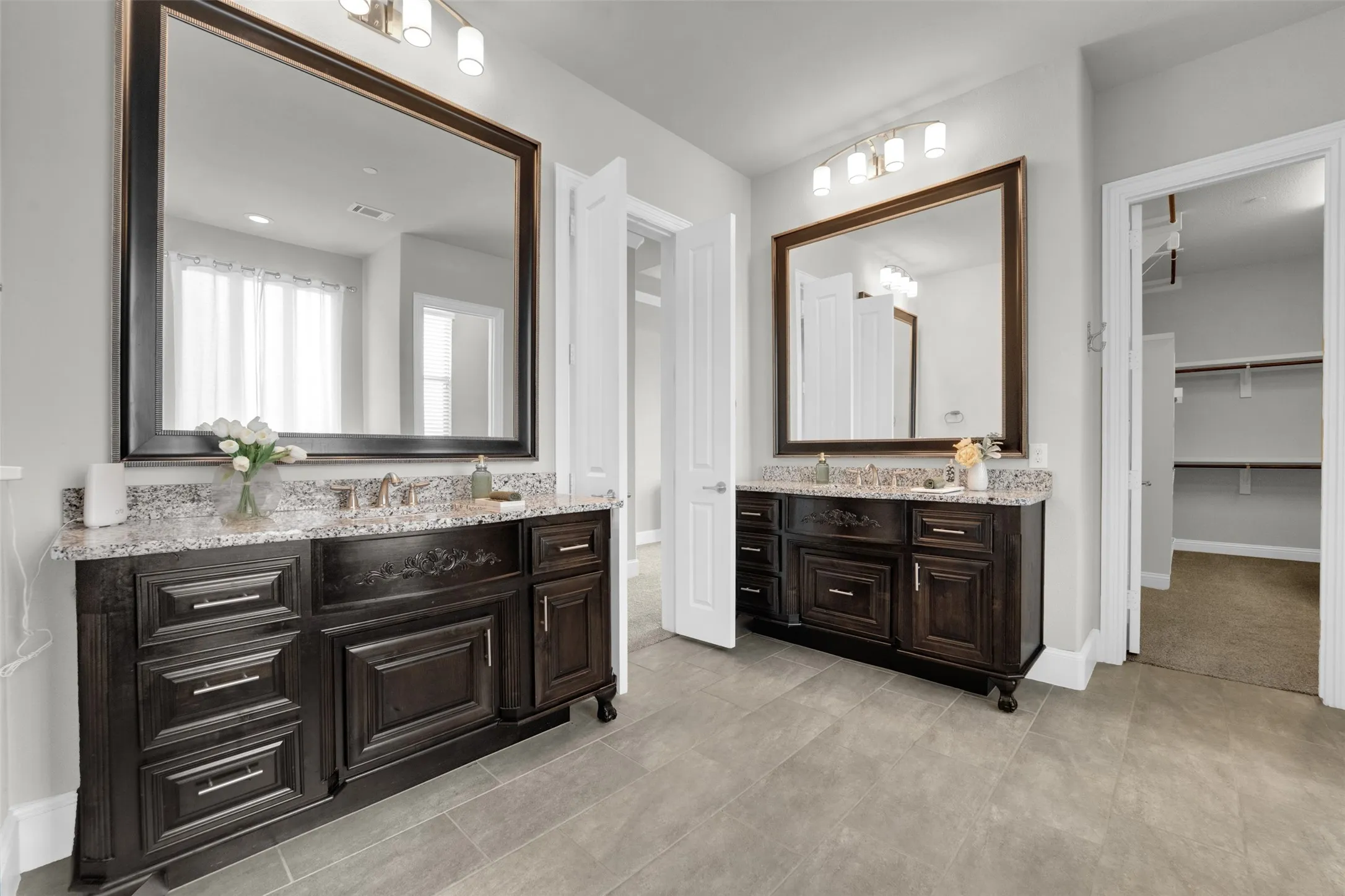 Single Family Residence For Sale in Collin County , 2600 W Hendrix Avenue, Lucas, Texas 75002, 4 Bedroom, 5 Bathroom, 3 Garage spaces, 4,097 Sqft, built in 2016, Price $1,175,000, mls#21277155, Real Estate Agent in Lucas, Homes For Sale in Collin county, Homes For Sale in Lucas, Realtor in Lucas Texas, Real Estate Brokerage Independent Realty Texas, Luminita Cordes Realtor