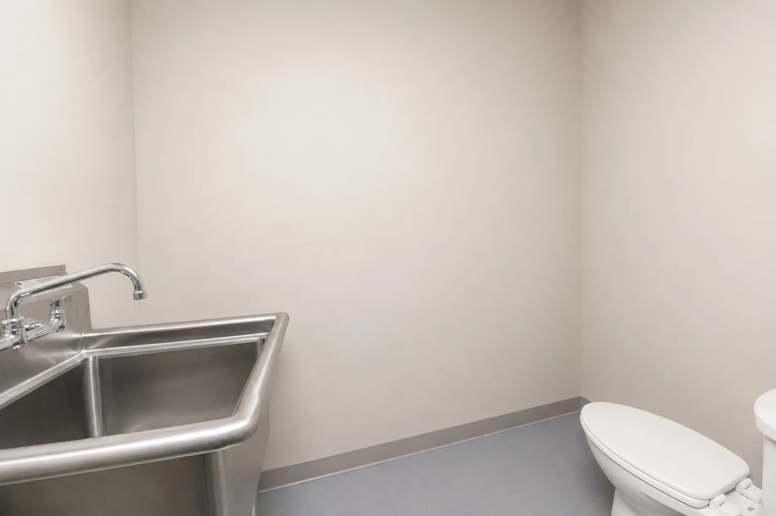 Single Family Residence For Sale in Wise County , 426 CR 2320, Decatur, Texas 76234, 2 Bedroom, 2 Bathroom, Garage spaces, 2,400 Sqft, built in 2019, mls#21278967, Real Estate Agent in Decatur, Homes For Sale in Wise county, Homes For Sale in Decatur, Realtor in Decatur Texas, Real Estate Brokerage Independent Realty Texas, Luminita Cordes Realtor