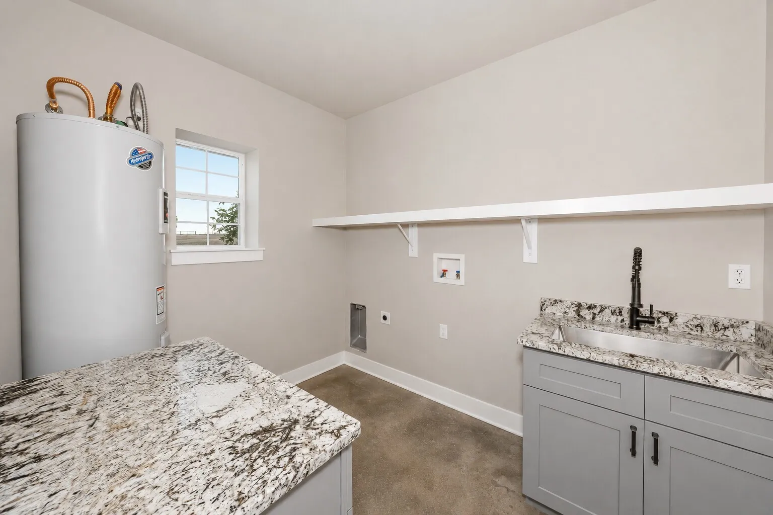 Single Family Residence For Sale in Wise County , 426 CR 2320, Decatur, Texas 76234, 2 Bedroom, 2 Bathroom, Garage spaces, 2,400 Sqft, built in 2019, mls#21278967, Real Estate Agent in Decatur, Homes For Sale in Wise county, Homes For Sale in Decatur, Realtor in Decatur Texas, Real Estate Brokerage Independent Realty Texas, Luminita Cordes Realtor
