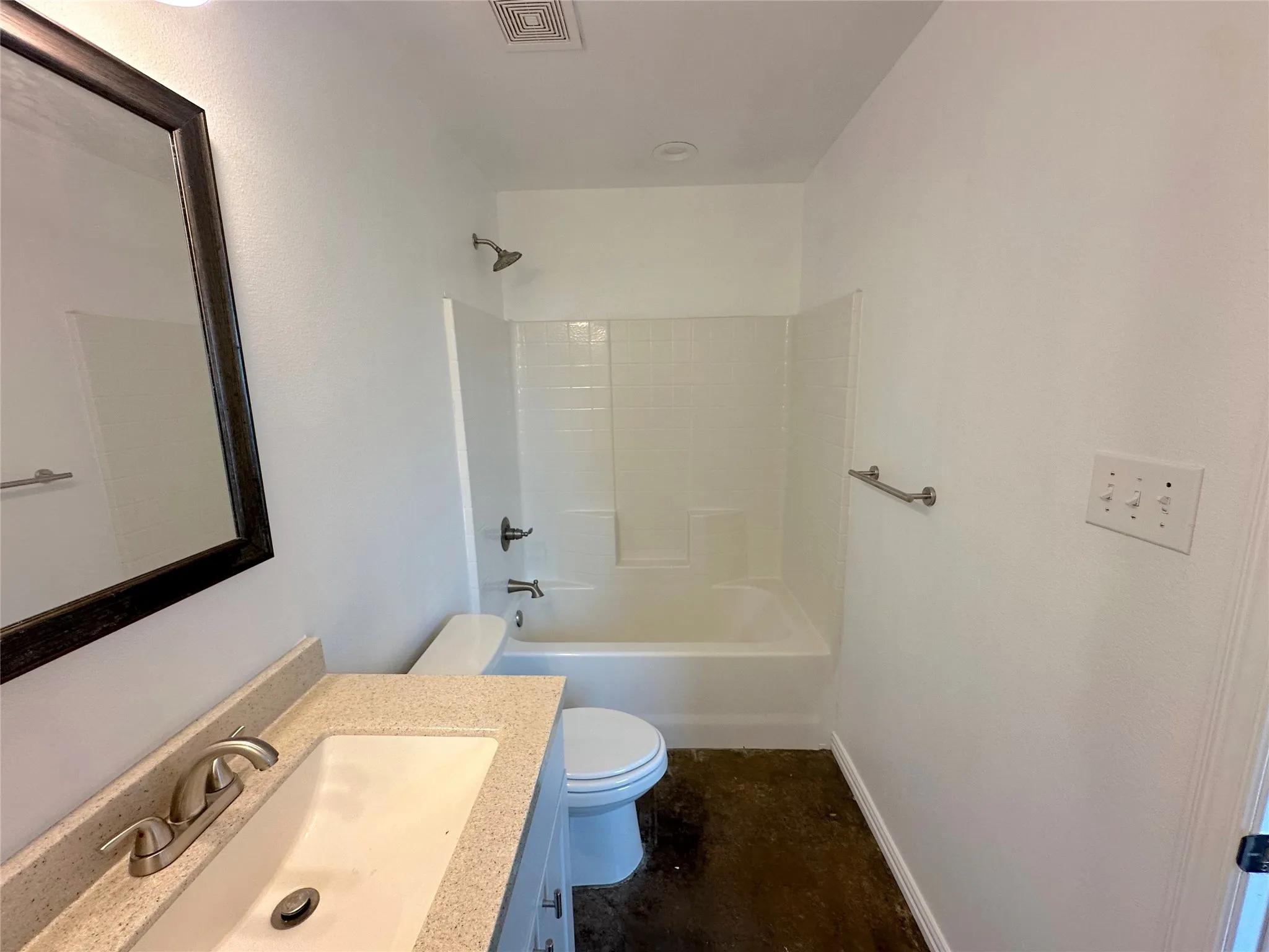 Duplex For Sale in Hill County , 108 W Adams Street, Itasca, Texas 76055, 6 Bedrooms, 4 Bathrooms, Garage spaces, 0 Sqft, built in 2021, Price $375,000, mls#21269217, Real Estate Agent in Itasca, Homes For Sale in Hill county, Homes For Sale in Itasca, Realtor in Itasca Texas, Real Estate Brokerage Independent Realty Texas, Luminita Cordes Realtor