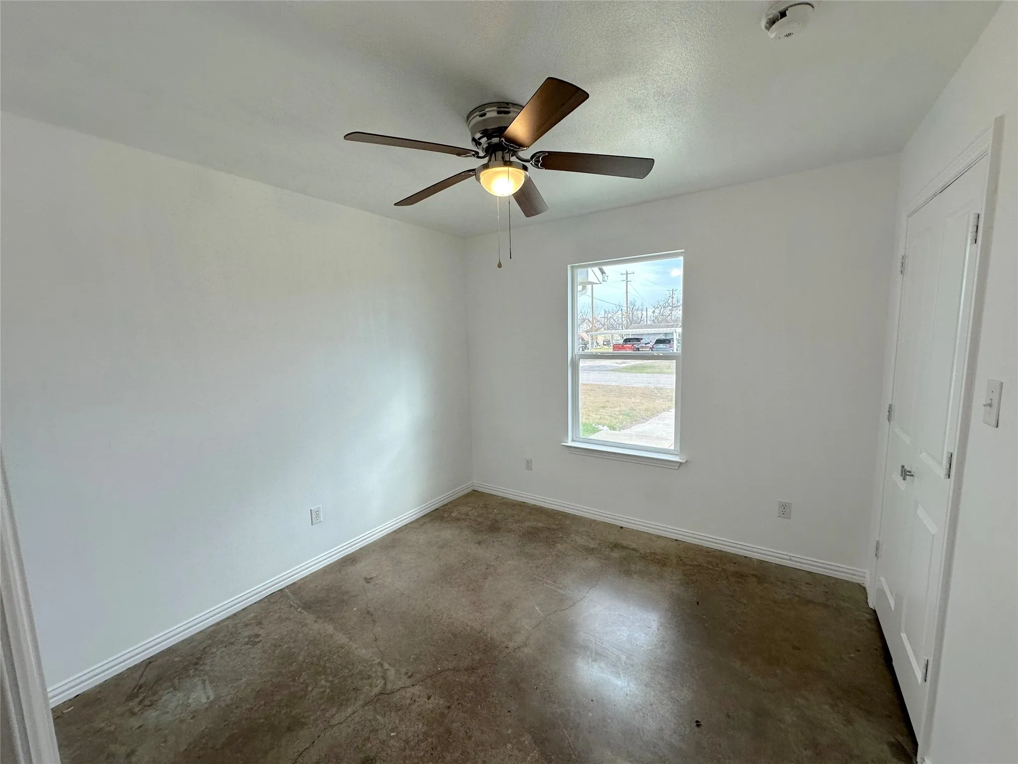 Duplex For Sale in Hill County , 108 W Adams Street, Itasca, Texas 76055, 6 Bedrooms, 4 Bathrooms, Garage spaces, 0 Sqft, built in 2021, Price $375,000, mls#21269217, Real Estate Agent in Itasca, Homes For Sale in Hill county, Homes For Sale in Itasca, Realtor in Itasca Texas, Real Estate Brokerage Independent Realty Texas, Luminita Cordes Realtor