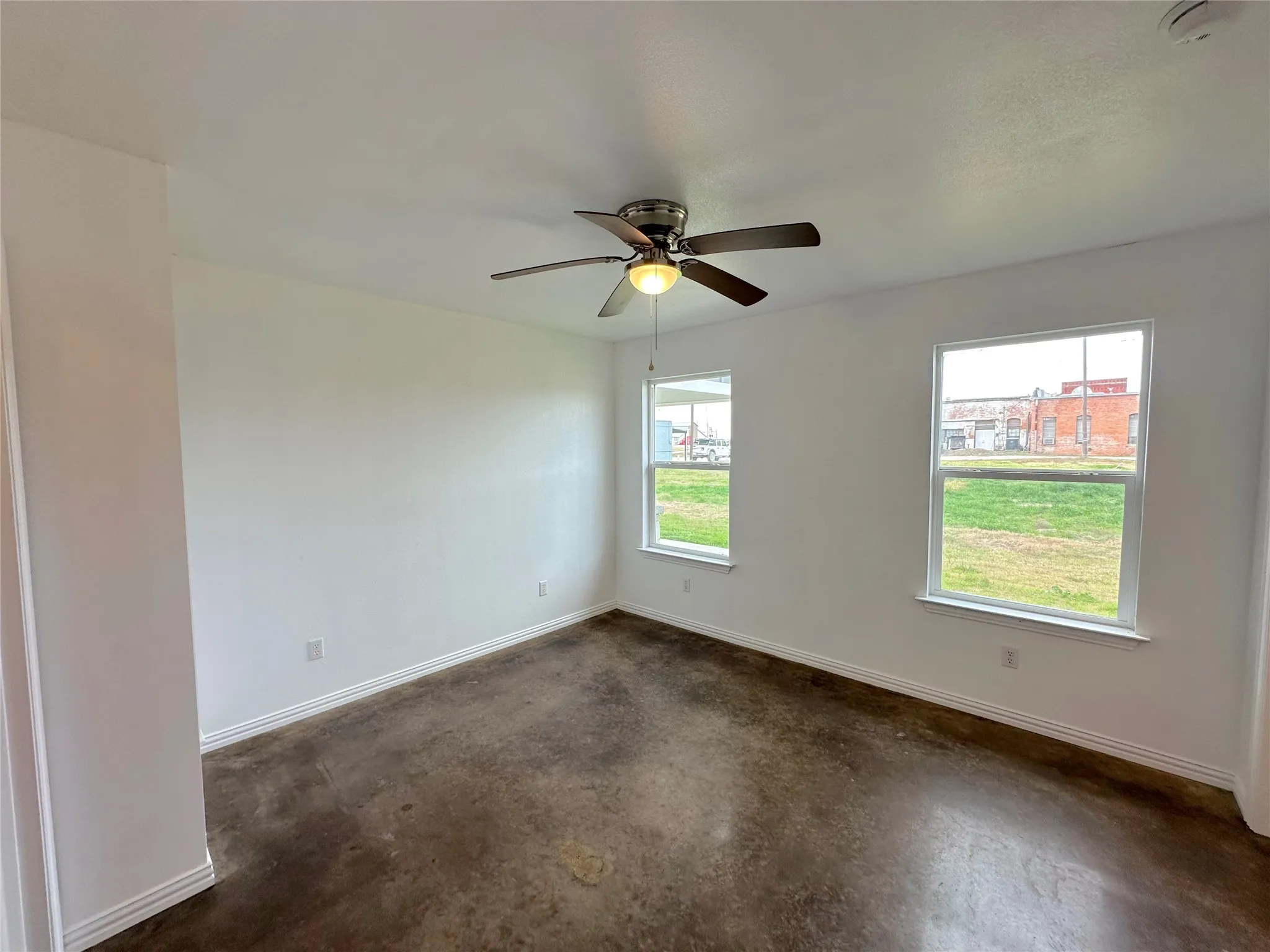 Duplex For Sale in Hill County , 108 W Adams Street, Itasca, Texas 76055, 6 Bedrooms, 4 Bathrooms, Garage spaces, 0 Sqft, built in 2021, Price $375,000, mls#21269217, Real Estate Agent in Itasca, Homes For Sale in Hill county, Homes For Sale in Itasca, Realtor in Itasca Texas, Real Estate Brokerage Independent Realty Texas, Luminita Cordes Realtor