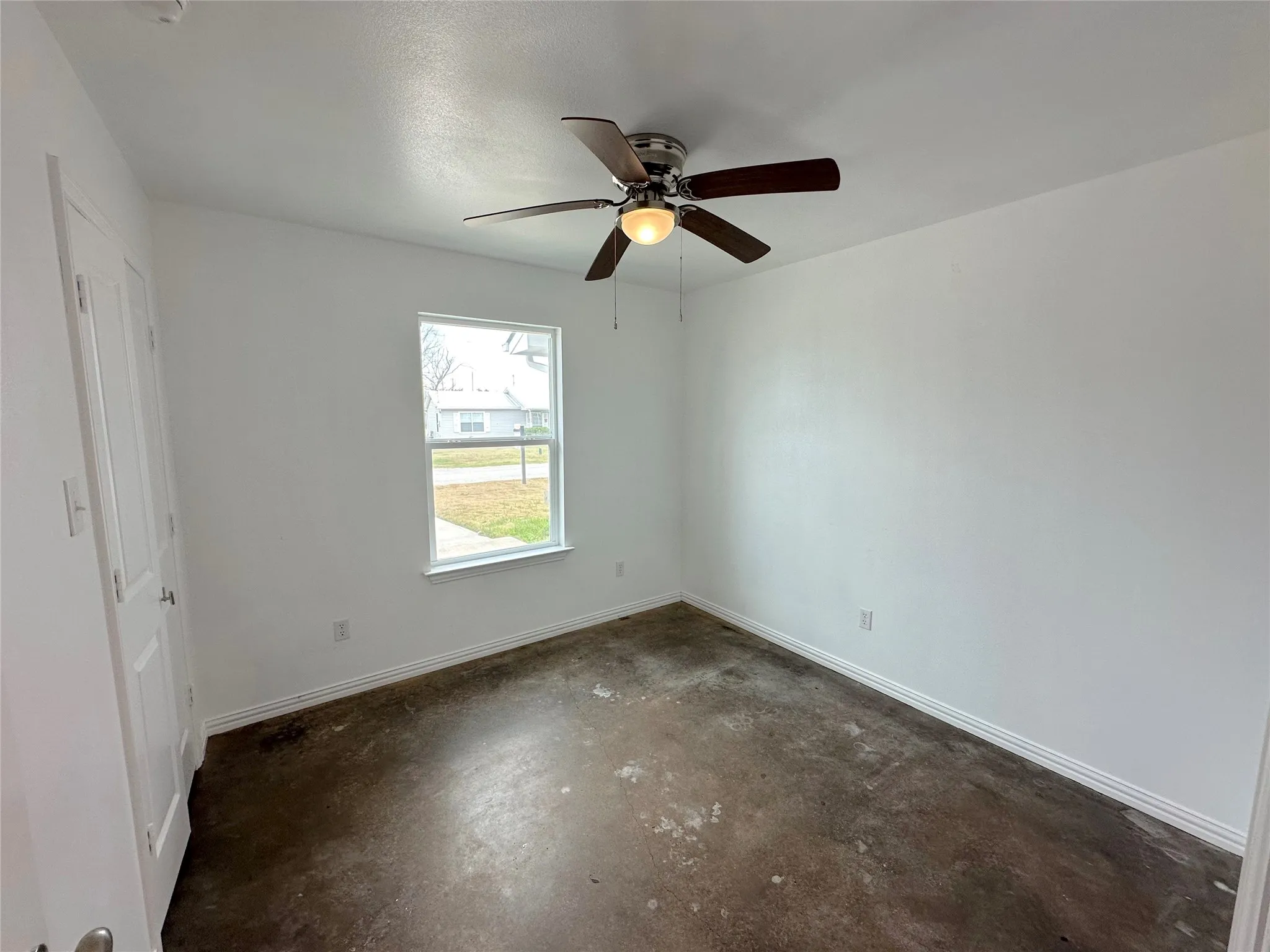 Duplex For Sale in Hill County , 108 W Adams Street, Itasca, Texas 76055, 6 Bedrooms, 4 Bathrooms, Garage spaces, 0 Sqft, built in 2021, Price $375,000, mls#21269217, Real Estate Agent in Itasca, Homes For Sale in Hill county, Homes For Sale in Itasca, Realtor in Itasca Texas, Real Estate Brokerage Independent Realty Texas, Luminita Cordes Realtor