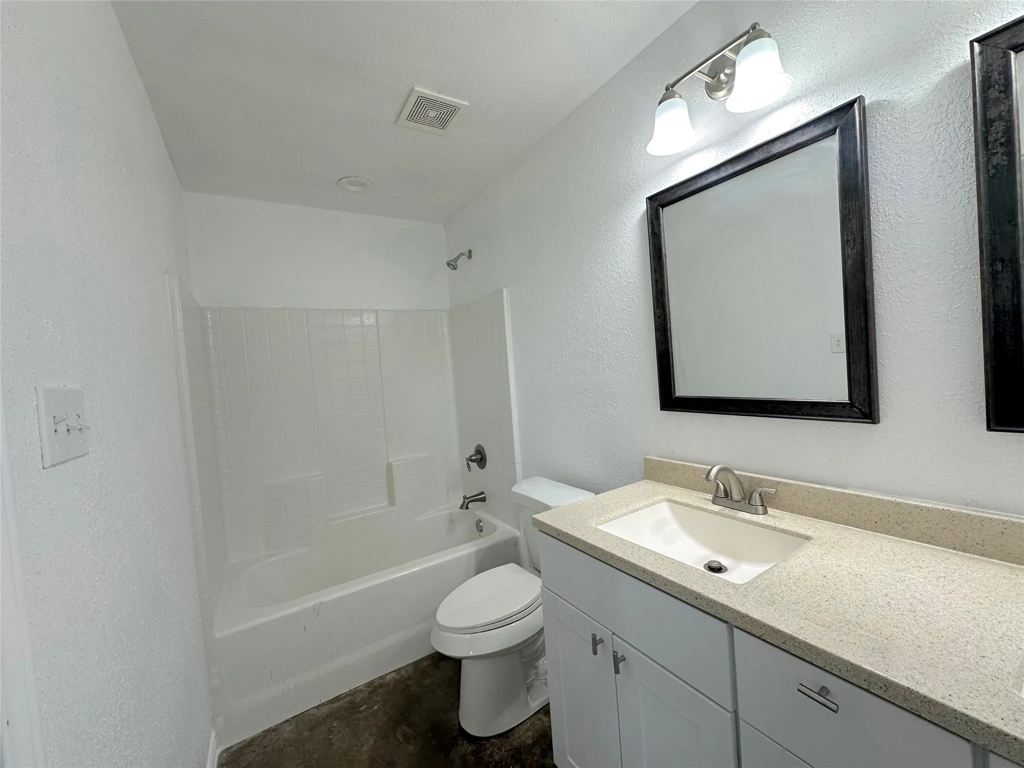 Duplex For Sale in Hill County , 108 W Adams Street, Itasca, Texas 76055, 6 Bedrooms, 4 Bathrooms, Garage spaces, 0 Sqft, built in 2021, Price $375,000, mls#21269217, Real Estate Agent in Itasca, Homes For Sale in Hill county, Homes For Sale in Itasca, Realtor in Itasca Texas, Real Estate Brokerage Independent Realty Texas, Luminita Cordes Realtor
