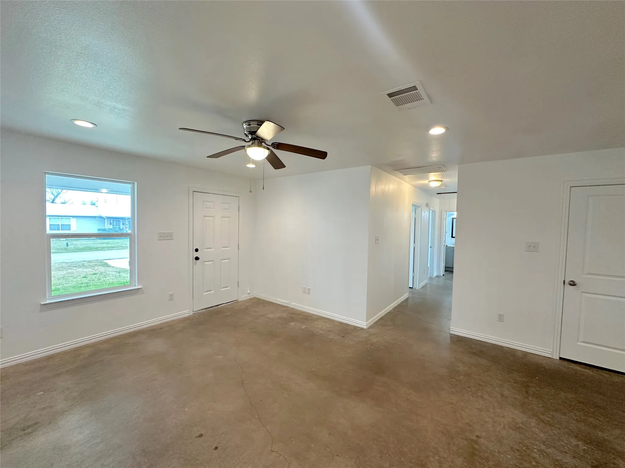 Duplex For Sale in Hill County , 108 W Adams Street, Itasca, Texas 76055, 6 Bedrooms, 4 Bathrooms, Garage spaces, 0 Sqft, built in 2021, Price $375,000, mls#21269217, Real Estate Agent in Itasca, Homes For Sale in Hill county, Homes For Sale in Itasca, Realtor in Itasca Texas, Real Estate Brokerage Independent Realty Texas, Luminita Cordes Realtor