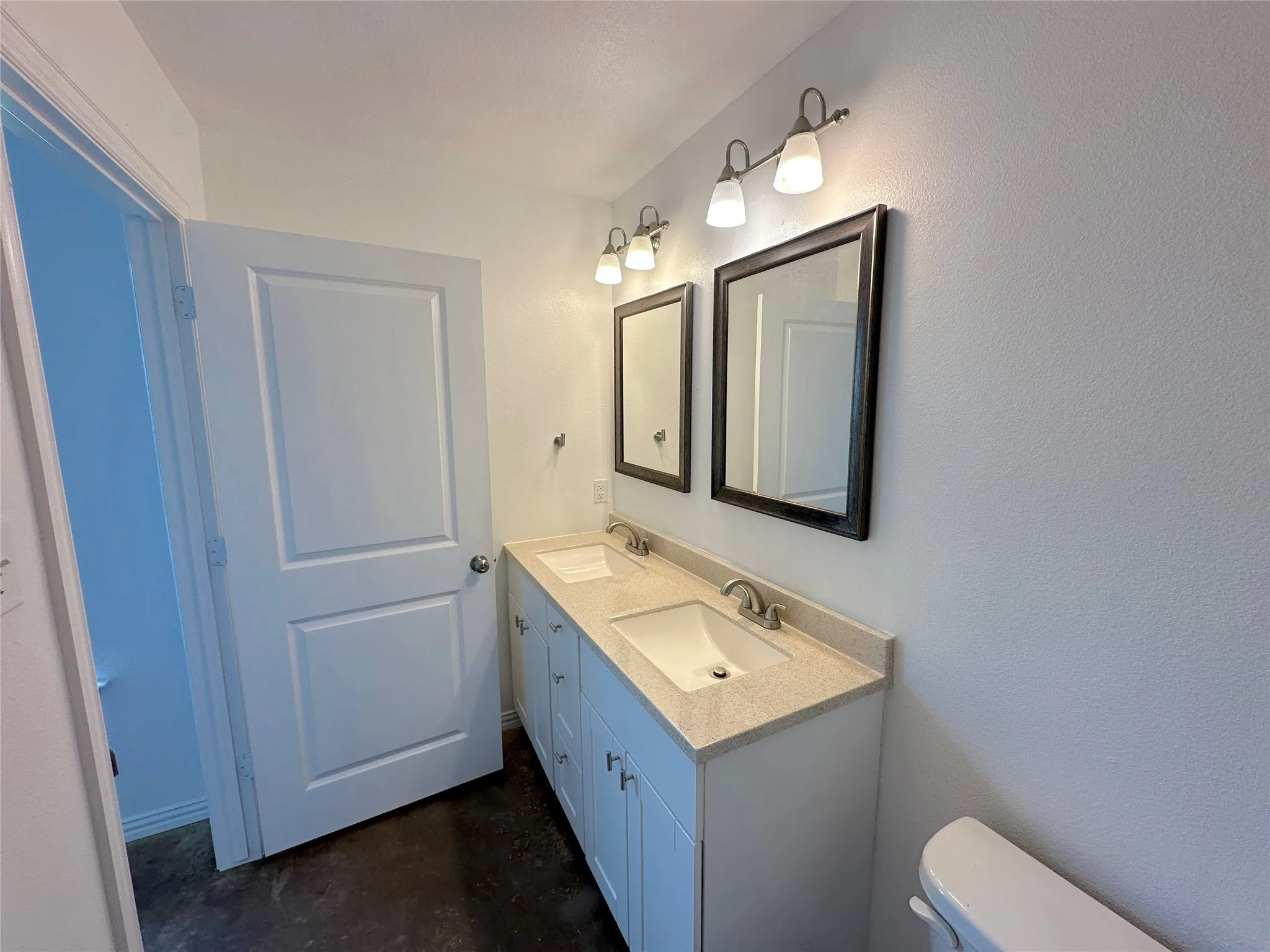Duplex For Sale in Hill County , 108 W Adams Street, Itasca, Texas 76055, 6 Bedrooms, 4 Bathrooms, Garage spaces, 0 Sqft, built in 2021, Price $375,000, mls#21269217, Real Estate Agent in Itasca, Homes For Sale in Hill county, Homes For Sale in Itasca, Realtor in Itasca Texas, Real Estate Brokerage Independent Realty Texas, Luminita Cordes Realtor