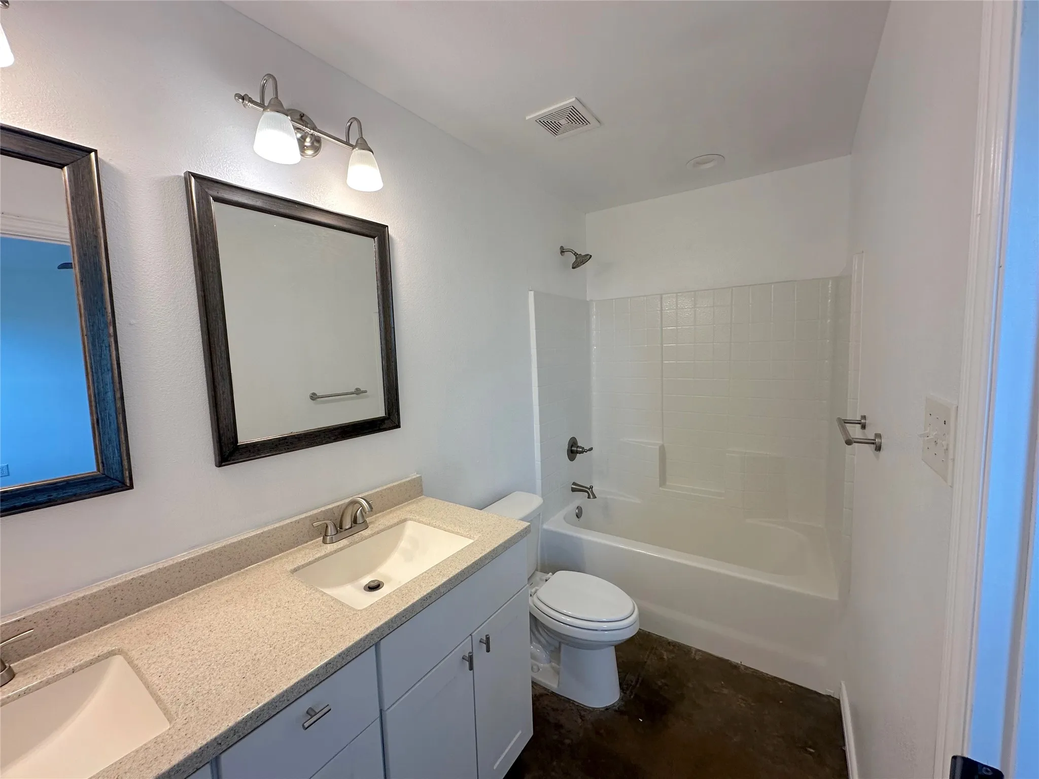 Duplex For Sale in Hill County , 108 W Adams Street, Itasca, Texas 76055, 6 Bedrooms, 4 Bathrooms, Garage spaces, 0 Sqft, built in 2021, Price $375,000, mls#21269217, Real Estate Agent in Itasca, Homes For Sale in Hill county, Homes For Sale in Itasca, Realtor in Itasca Texas, Real Estate Brokerage Independent Realty Texas, Luminita Cordes Realtor
