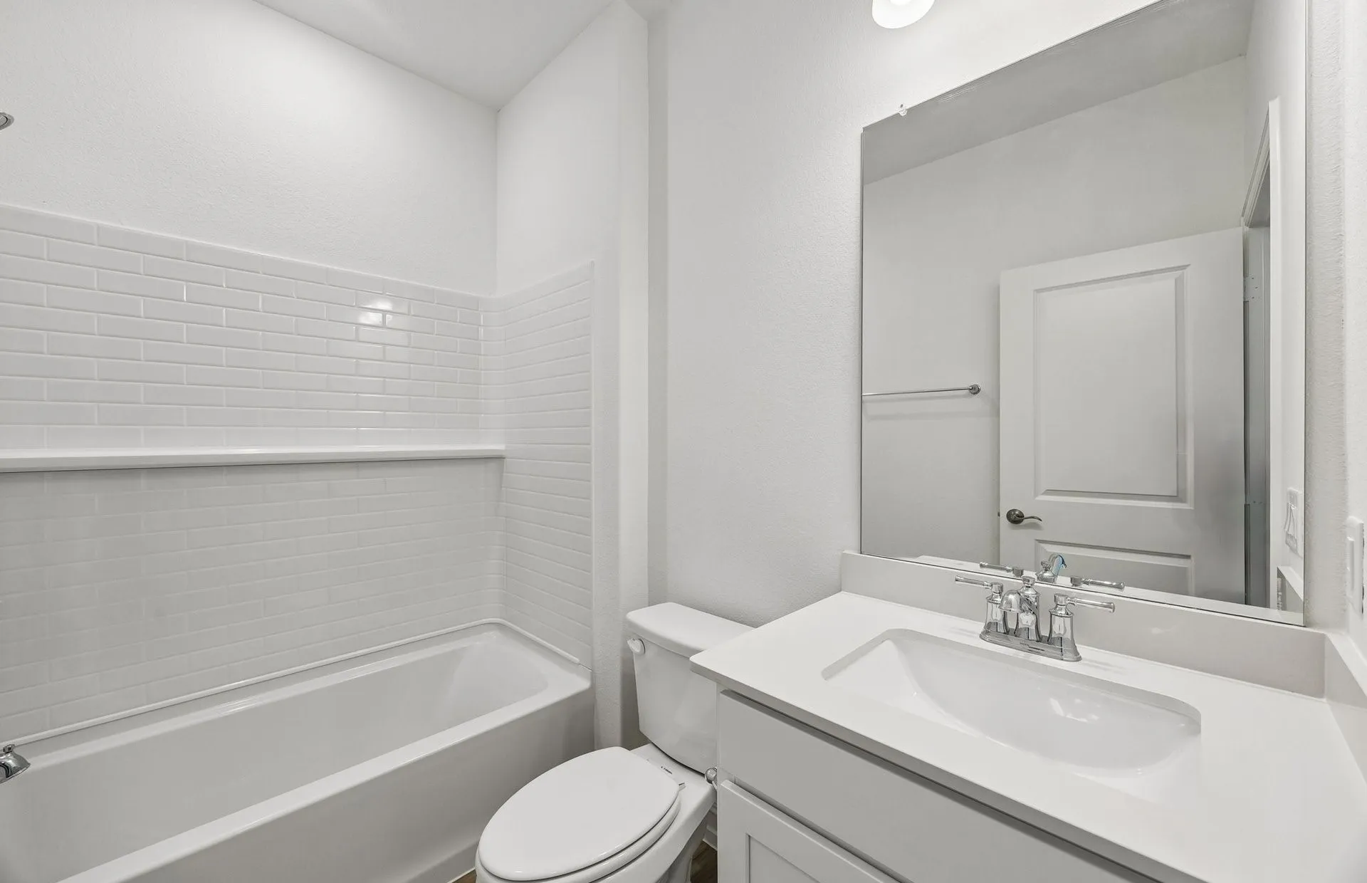 Secondary bath on first level