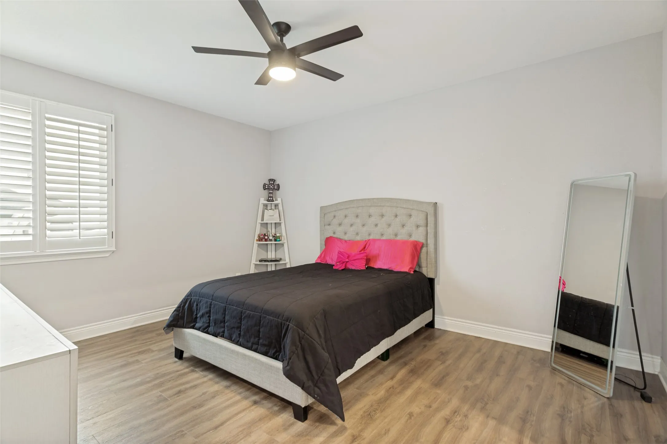 Second bedroom with very roomy walk in closet and en-suite bath