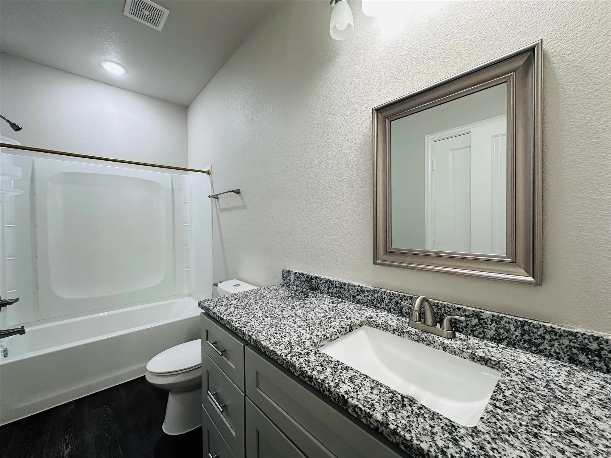 Single Family Residence For Sale in Hood County , 2415 San Gabriel Drive, Granbury, Texas 76048, 3 Bedroom, 2 Bathroom, Garage spaces, 1,596 Sqft, built in 2021, mls#21277822, Real Estate Agent in Granbury, Homes For Sale in Hood county, Homes For Sale in Granbury, Realtor in Granbury Texas, Real Estate Brokerage Independent Realty Texas, Luminita Cordes Realtor