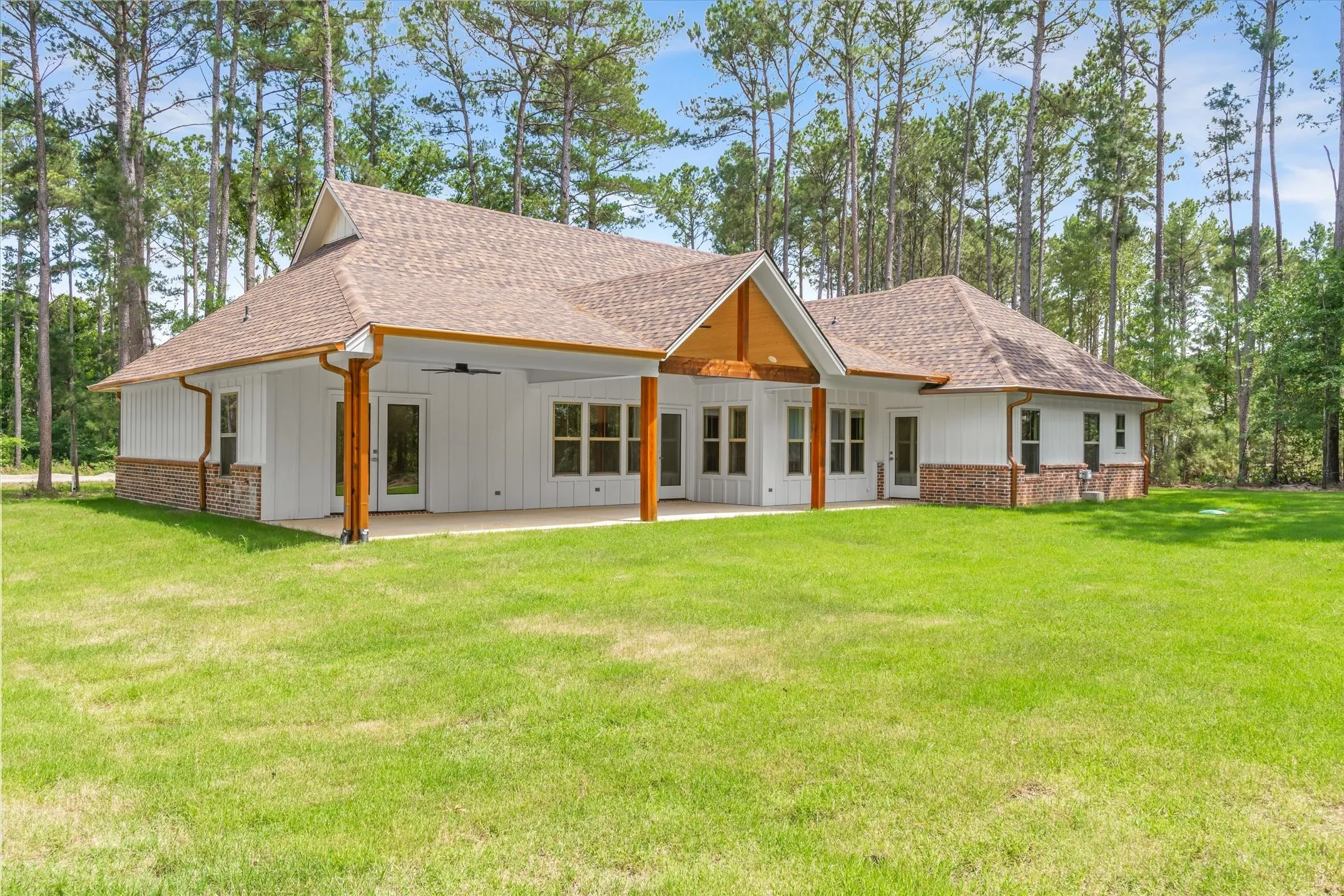 Single Family Residence For Sale in Van Zandt County , 404 Private Road 5808, Grand Saline, Texas 75140, 4 Bedroom, 3 Bathroom, 2 Garage spaces, 2,165 Sqft, built in 2026, mls#21279102, Real Estate Agent in Grand Saline, Homes For Sale in Van Zandt county, Homes For Sale in Grand Saline, Realtor in Grand Saline Texas, Real Estate Brokerage Independent Realty Texas, Luminita Cordes Realtor