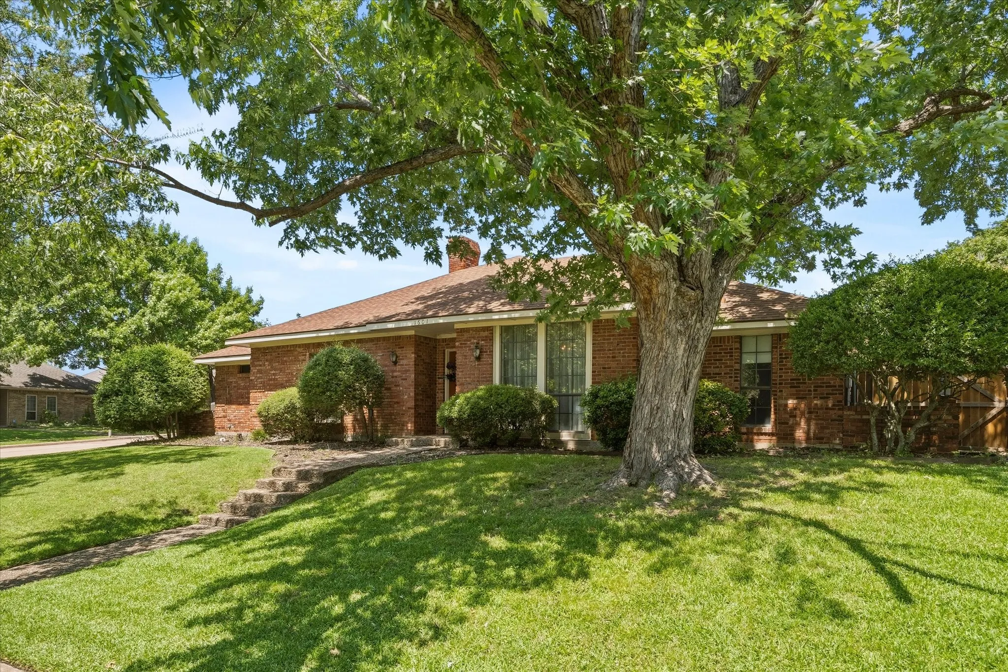 Gorgeous one story ranch style home