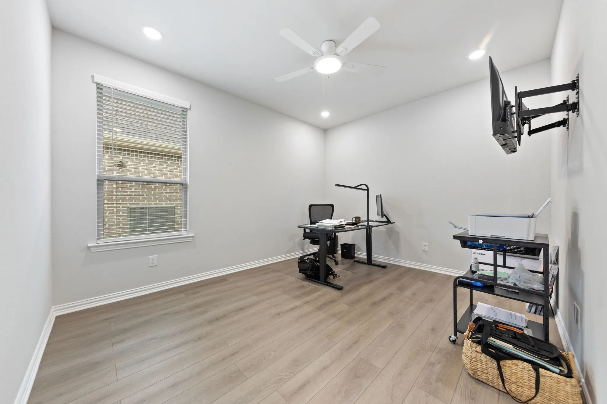Single Family Residence For Sale in Denton County , 2233 Corbera Drive, Little Elm, Texas 75068, 3 Bedroom, 3 Bathroom, 3 Garage spaces, 2,322 Sqft, built in 2025, mls#21276926, Real Estate Agent in Little Elm, Homes For Sale in Denton county, Homes For Sale in Little Elm, Realtor in Little Elm Texas, Real Estate Brokerage Independent Realty Texas, Luminita Cordes Realtor