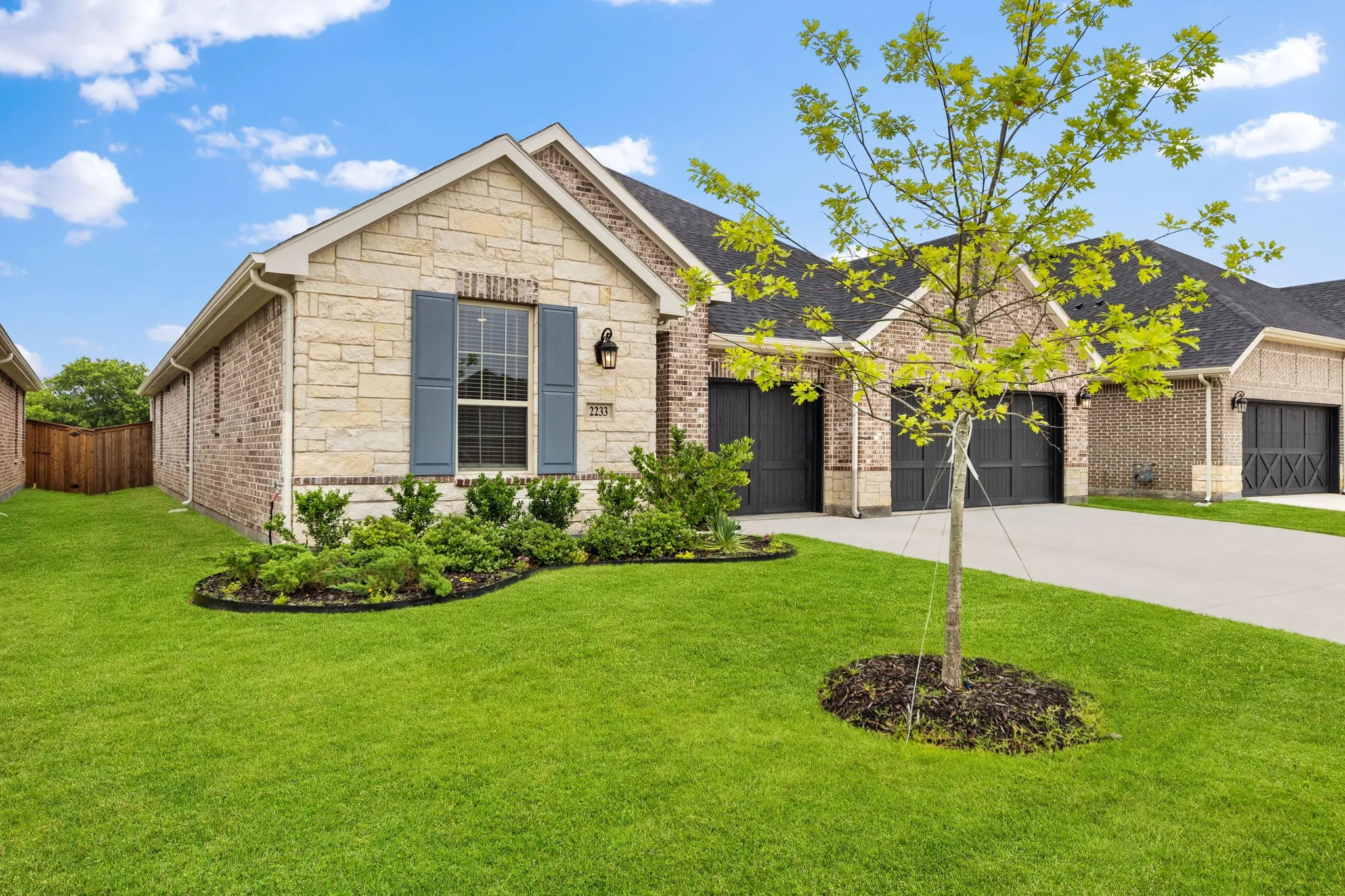 Single Family Residence For Sale in Denton County , 2233 Corbera Drive, Little Elm, Texas 75068, 3 Bedroom, 3 Bathroom, 3 Garage spaces, 2,322 Sqft, built in 2025, mls#21276926, Real Estate Agent in Little Elm, Homes For Sale in Denton county, Homes For Sale in Little Elm, Realtor in Little Elm Texas, Real Estate Brokerage Independent Realty Texas, Luminita Cordes Realtor