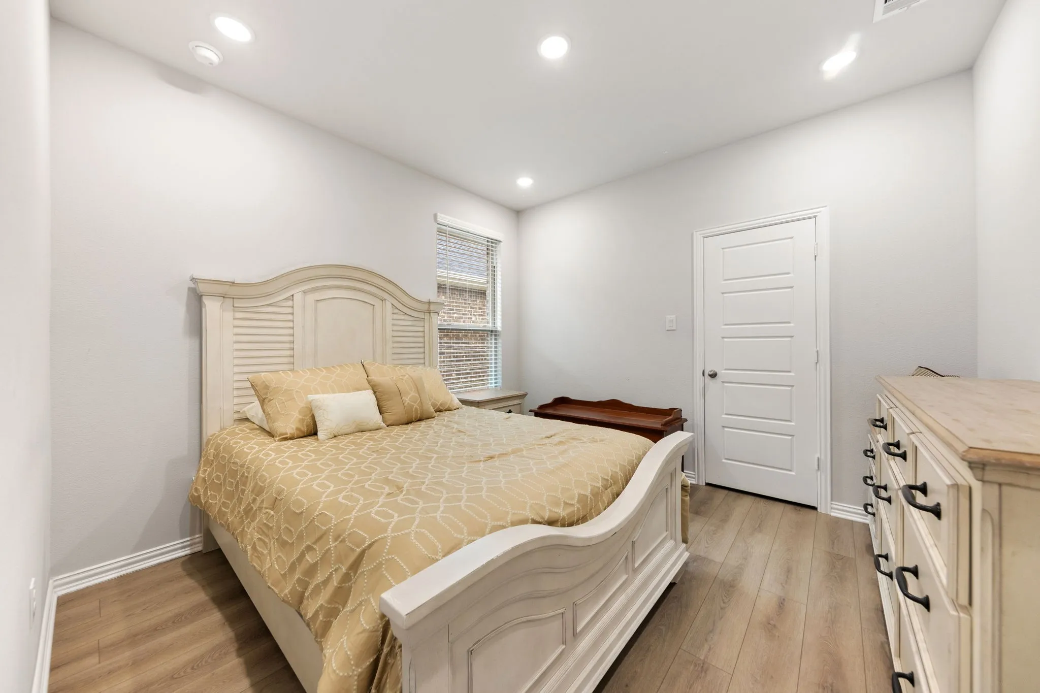 Single Family Residence For Sale in Denton County , 2233 Corbera Drive, Little Elm, Texas 75068, 3 Bedroom, 3 Bathroom, 3 Garage spaces, 2,322 Sqft, built in 2025, mls#21276926, Real Estate Agent in Little Elm, Homes For Sale in Denton county, Homes For Sale in Little Elm, Realtor in Little Elm Texas, Real Estate Brokerage Independent Realty Texas, Luminita Cordes Realtor