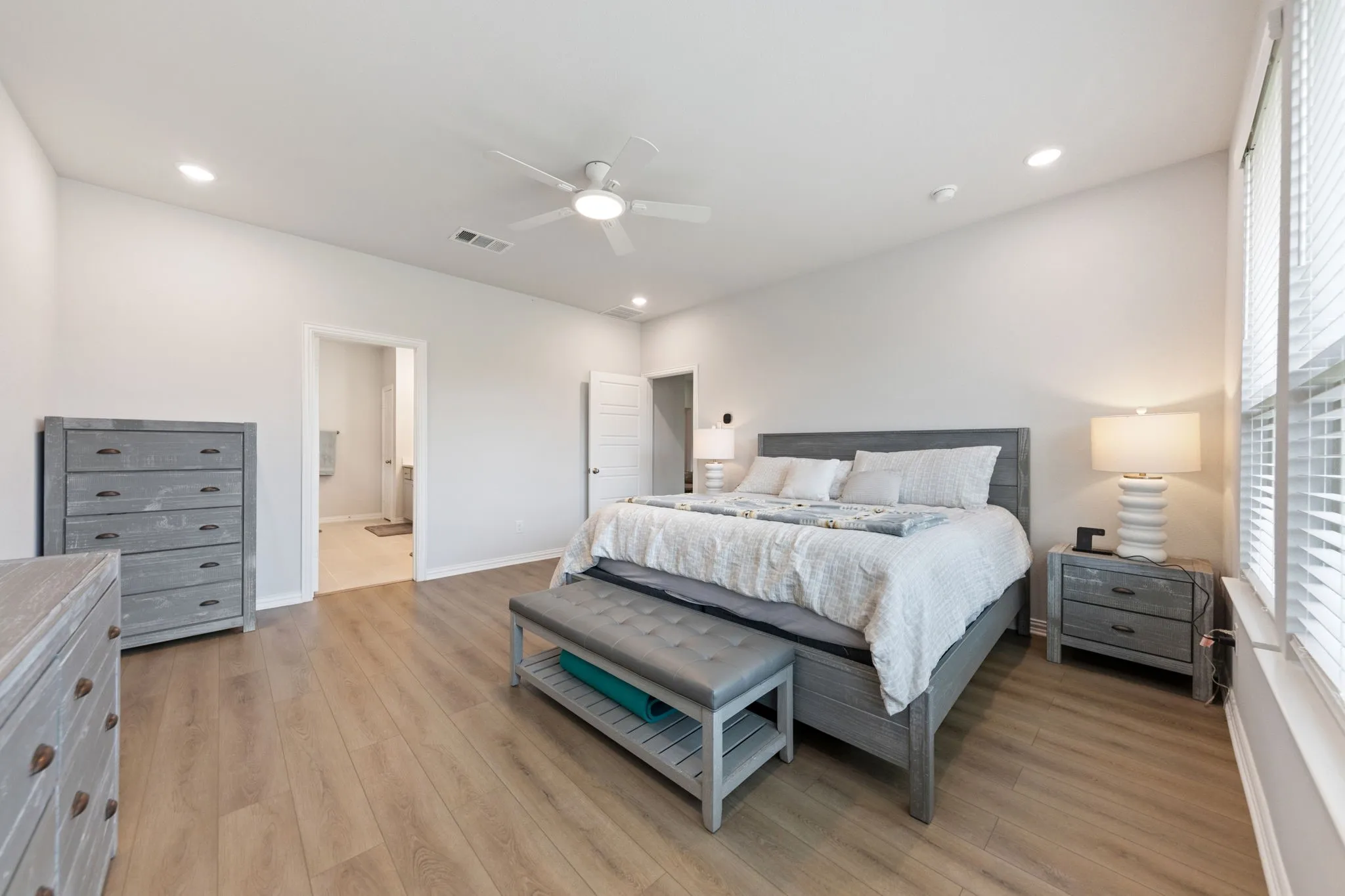 Single Family Residence For Sale in Denton County , 2233 Corbera Drive, Little Elm, Texas 75068, 3 Bedroom, 3 Bathroom, 3 Garage spaces, 2,322 Sqft, built in 2025, mls#21276926, Real Estate Agent in Little Elm, Homes For Sale in Denton county, Homes For Sale in Little Elm, Realtor in Little Elm Texas, Real Estate Brokerage Independent Realty Texas, Luminita Cordes Realtor