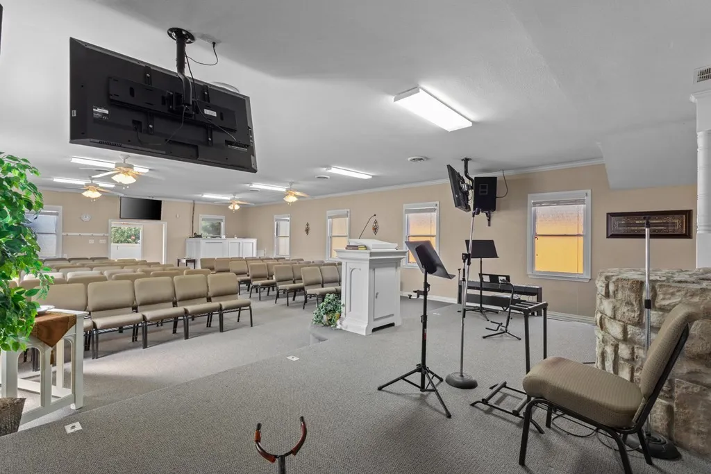 Industrial For Sale in Van Zandt County , 1525 Vz County Road 4512, Ben Wheeler, Texas 75754, 0, 0, Garage spaces, 0 Sqft, built in 1950, Price $229,000, mls#21279081, Real Estate Agent in Ben Wheeler, Homes For Sale in Van Zandt county, Homes For Sale in Ben Wheeler, Realtor in Ben Wheeler Texas, Real Estate Brokerage Independent Realty Texas, Luminita Cordes Realtor