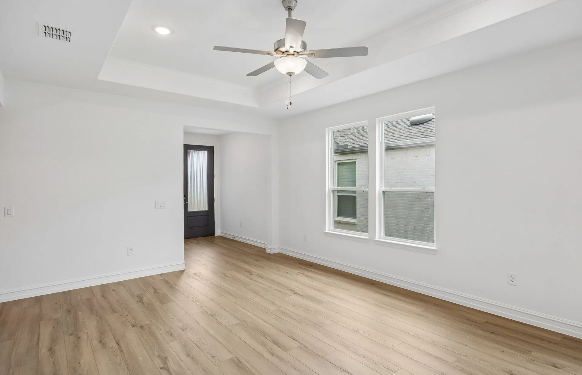 Dining area off living room