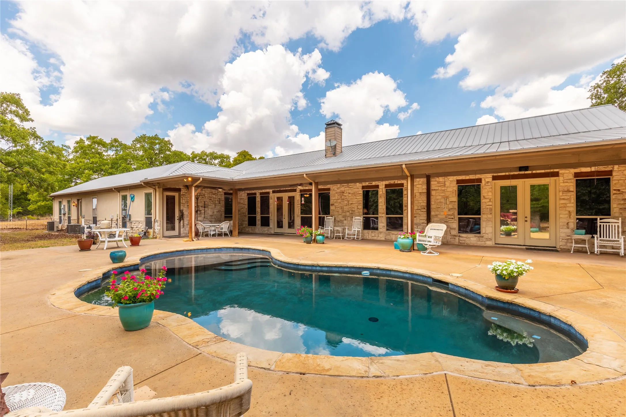 Single Family Residence For Sale in Hunt County , 2702 Hidden Trails Road, Royse City, Texas 75189, 3 Bedroom, 3 Bathroom, 3 Garage spaces, 5,162 Sqft, built in 2006, Price $1,399,000, mls#21274916, Real Estate Agent in Royse City, Homes For Sale in Hunt county, Homes For Sale in Royse City, Realtor in Royse City Texas, Real Estate Brokerage Independent Realty Texas, Luminita Cordes Realtor
